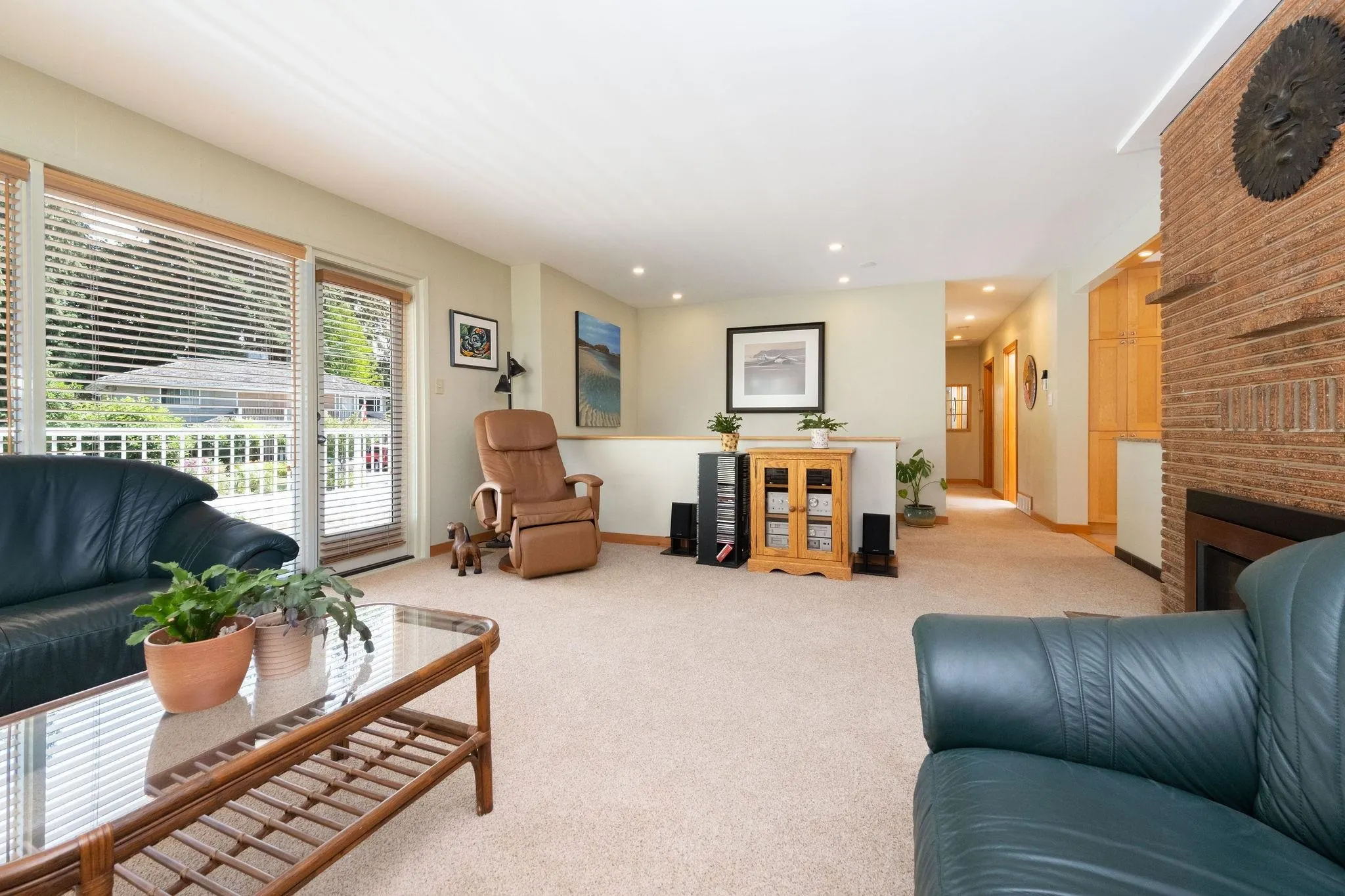 2573 Kilmarnock Crescent