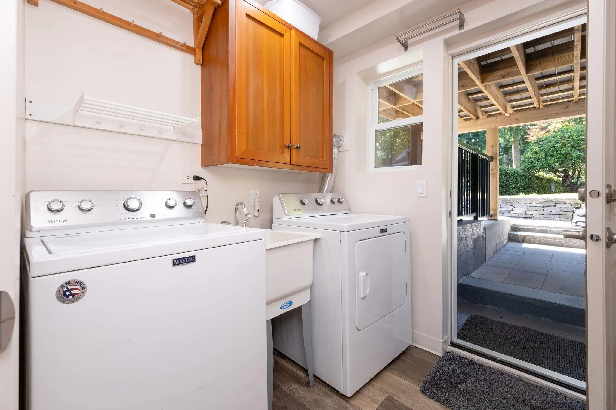 2573 Kilmarnock Crescent