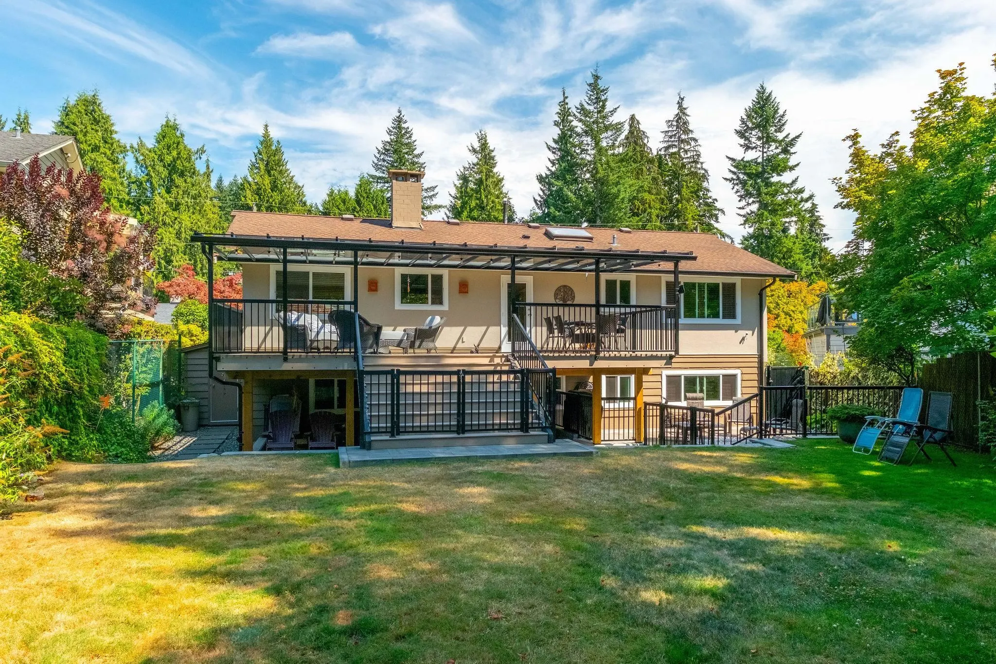 2573 Kilmarnock Crescent