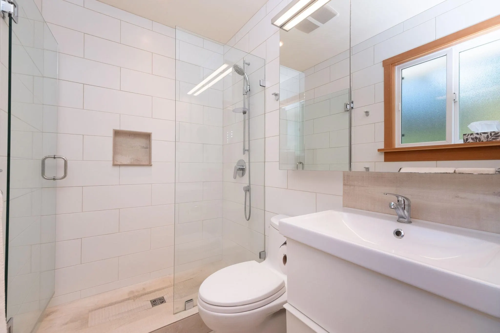 2573 Kilmarnock Crescent