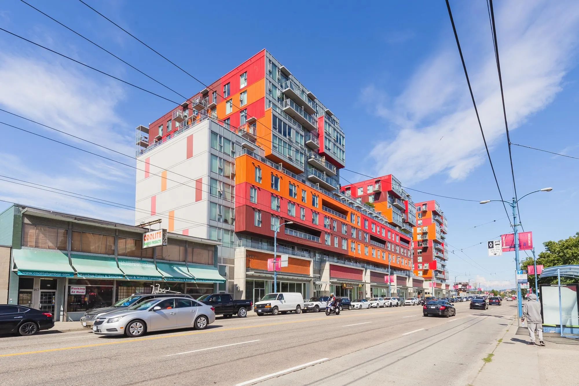 302 933 E Hastings Street