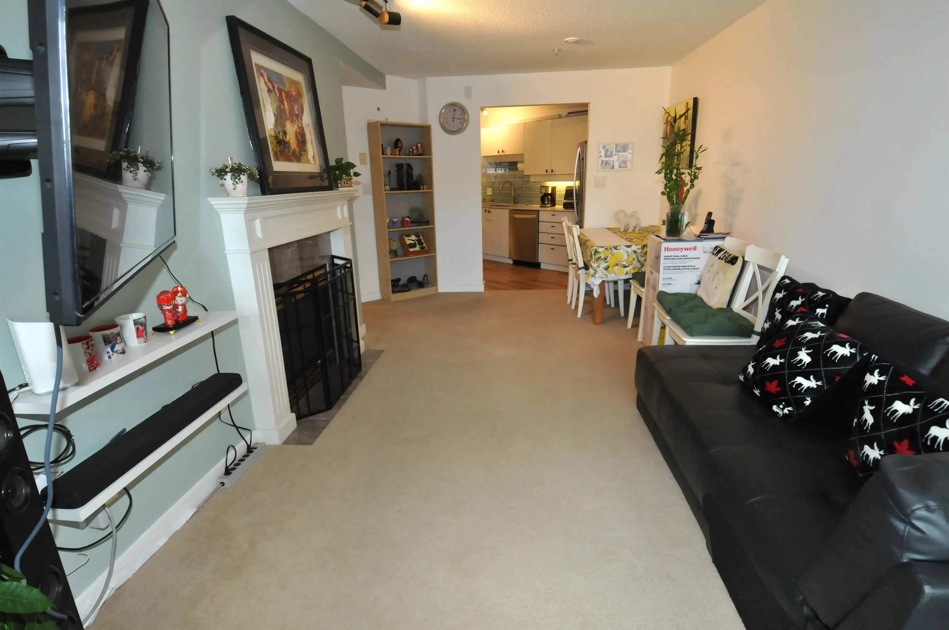 302 5888 Dover Crescent