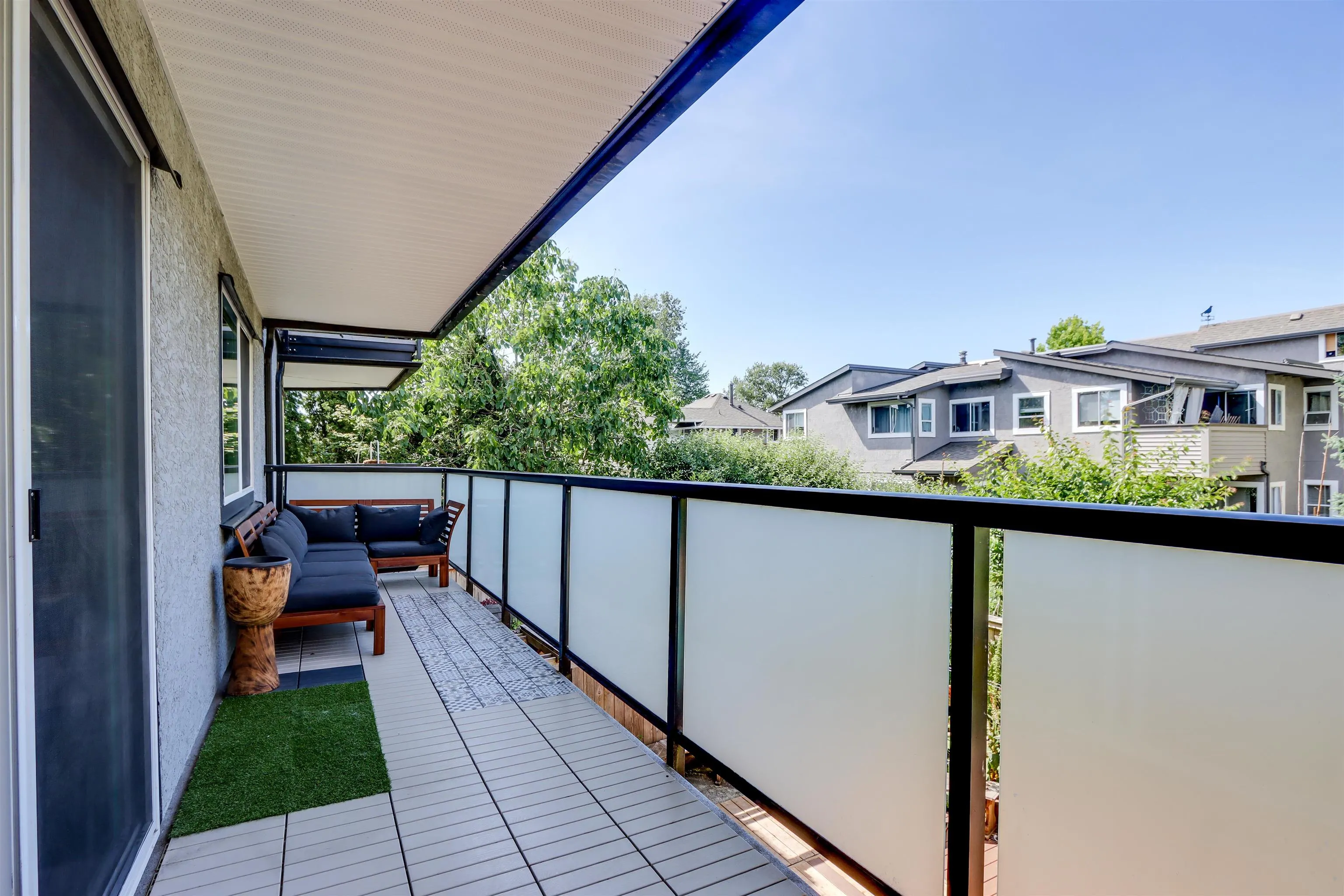 203 1429 William Street
