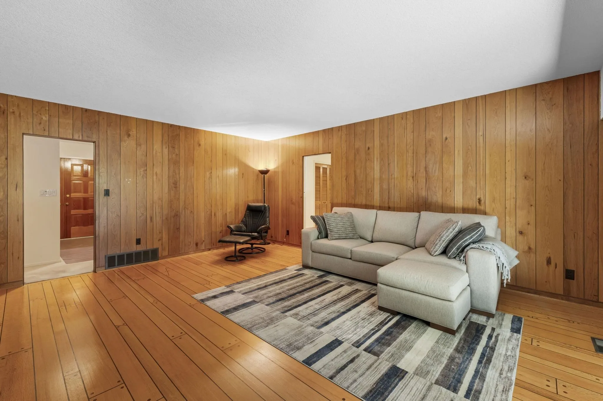 1004 Pacific Drive