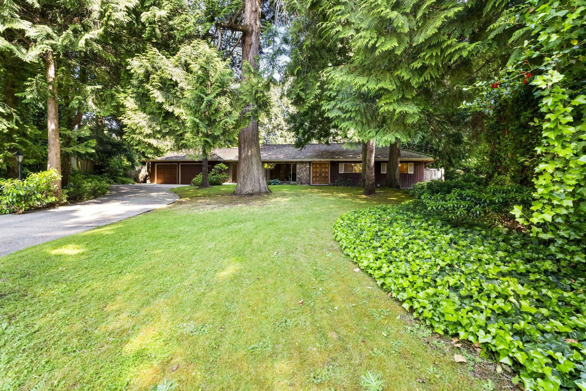 1004 Pacific Drive