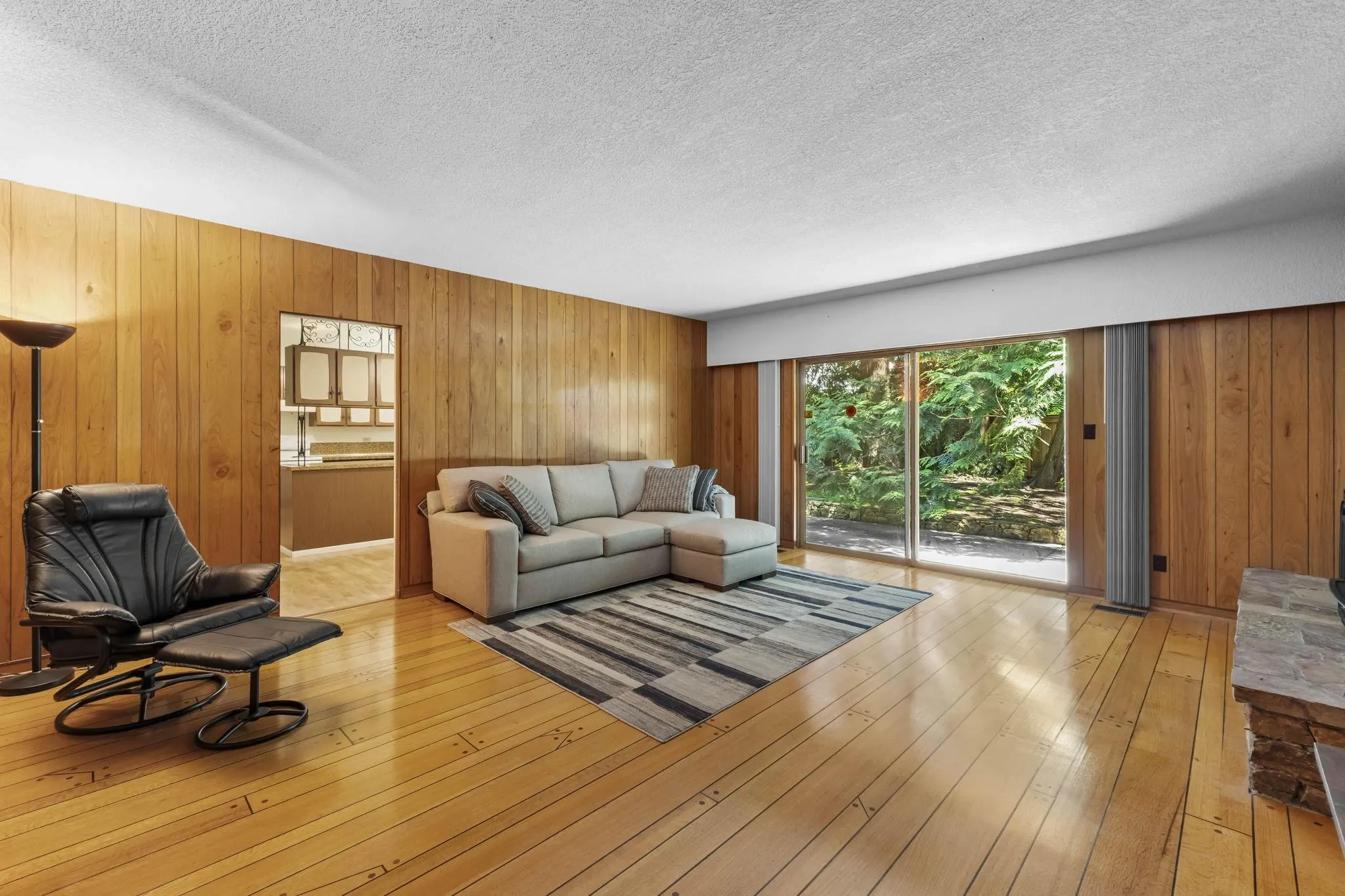 1004 Pacific Drive