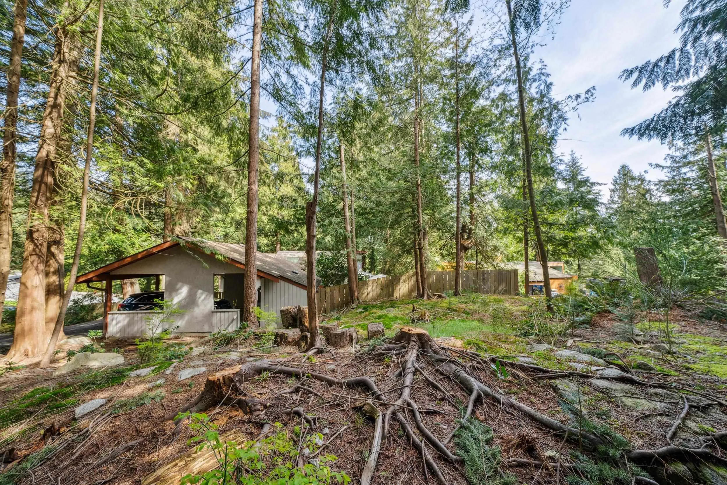 4706 Meadfeild Road