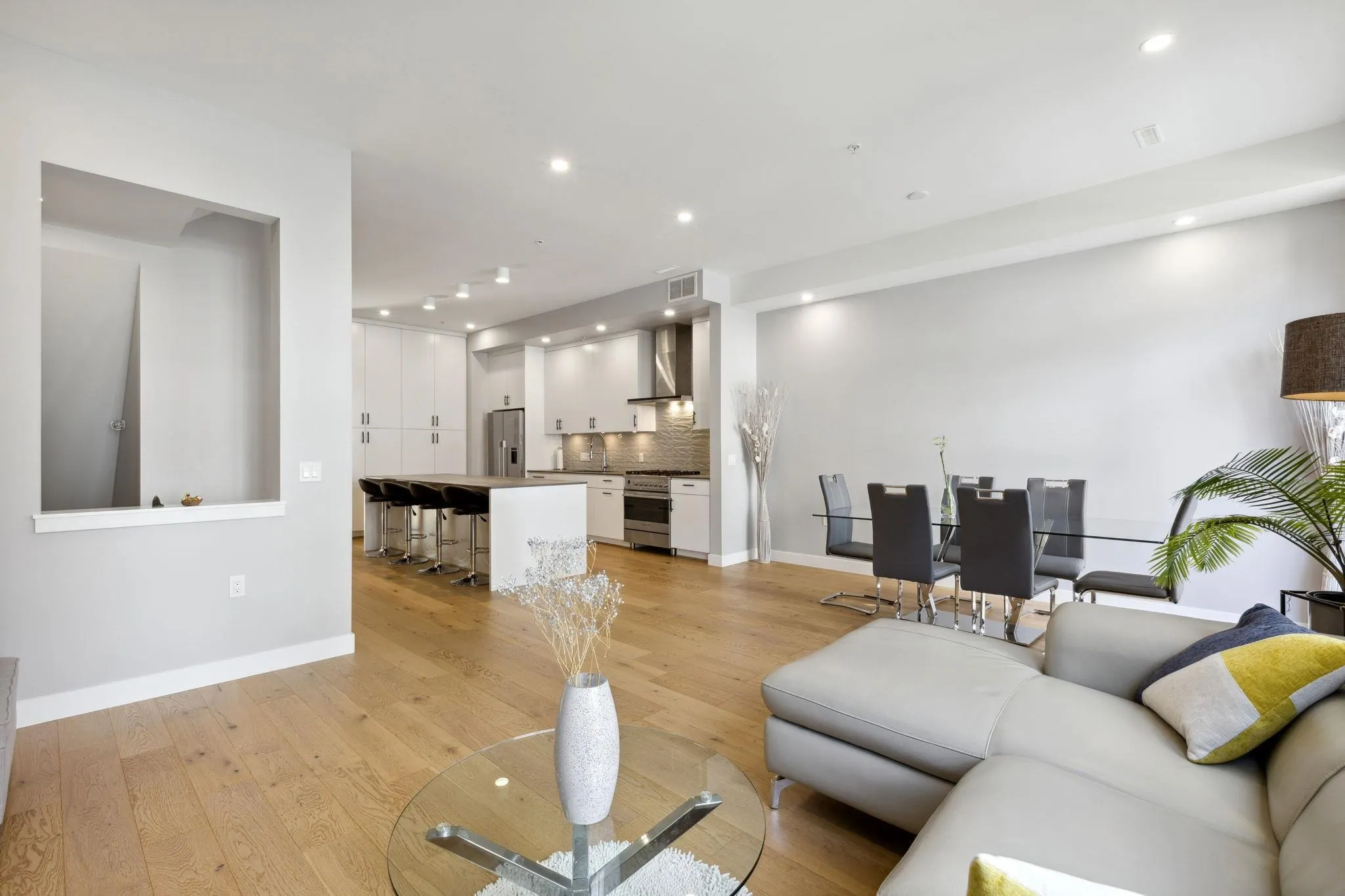 4684 Capilano Road
