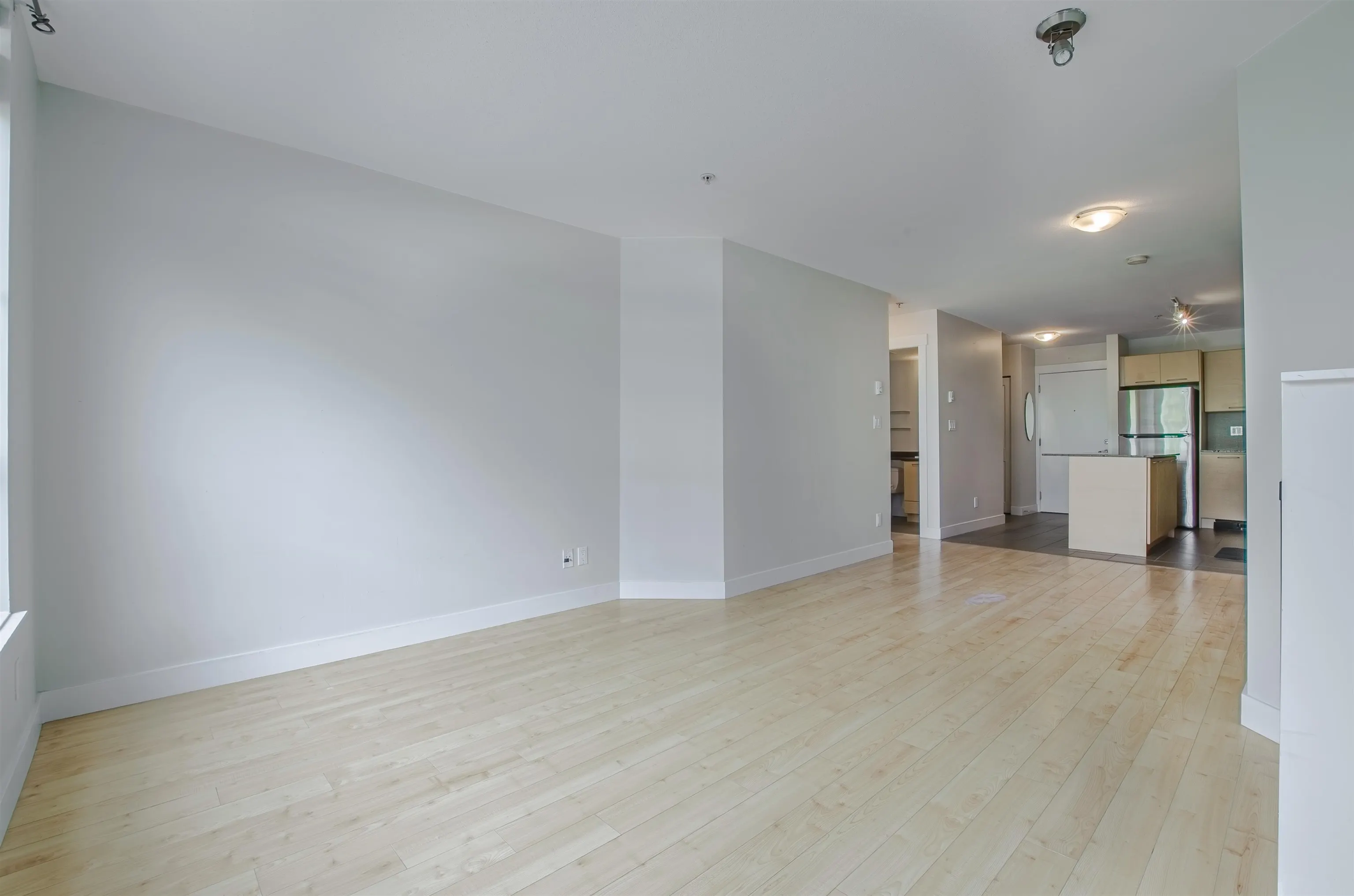 209 10822 City Parkway