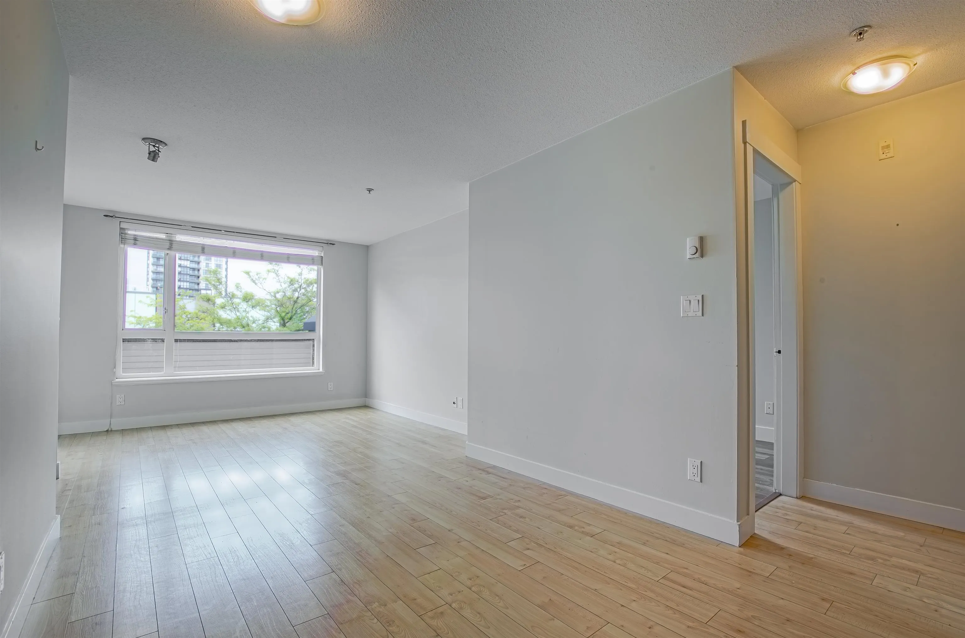 209 10822 City Parkway