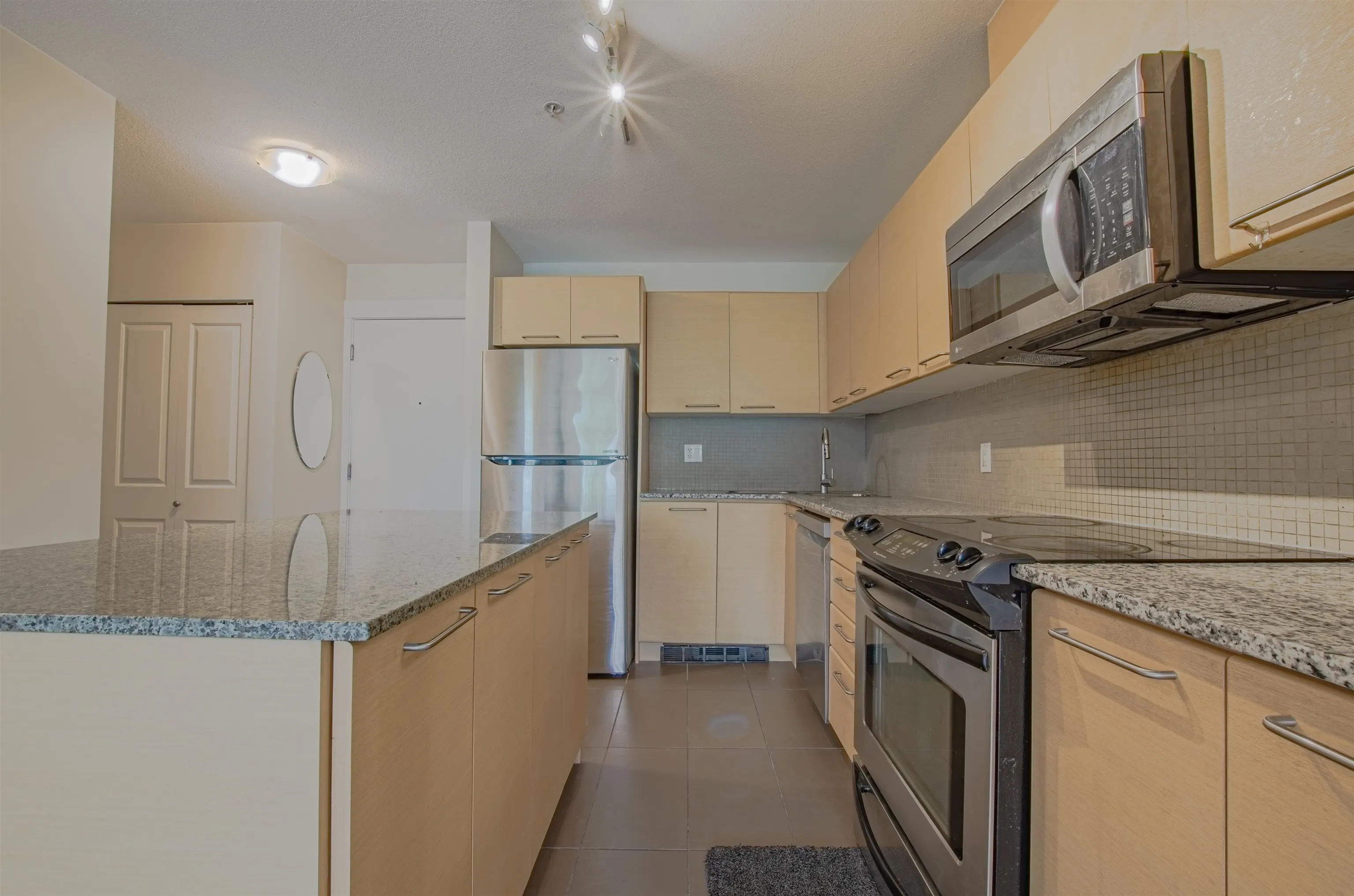 209 10822 City Parkway