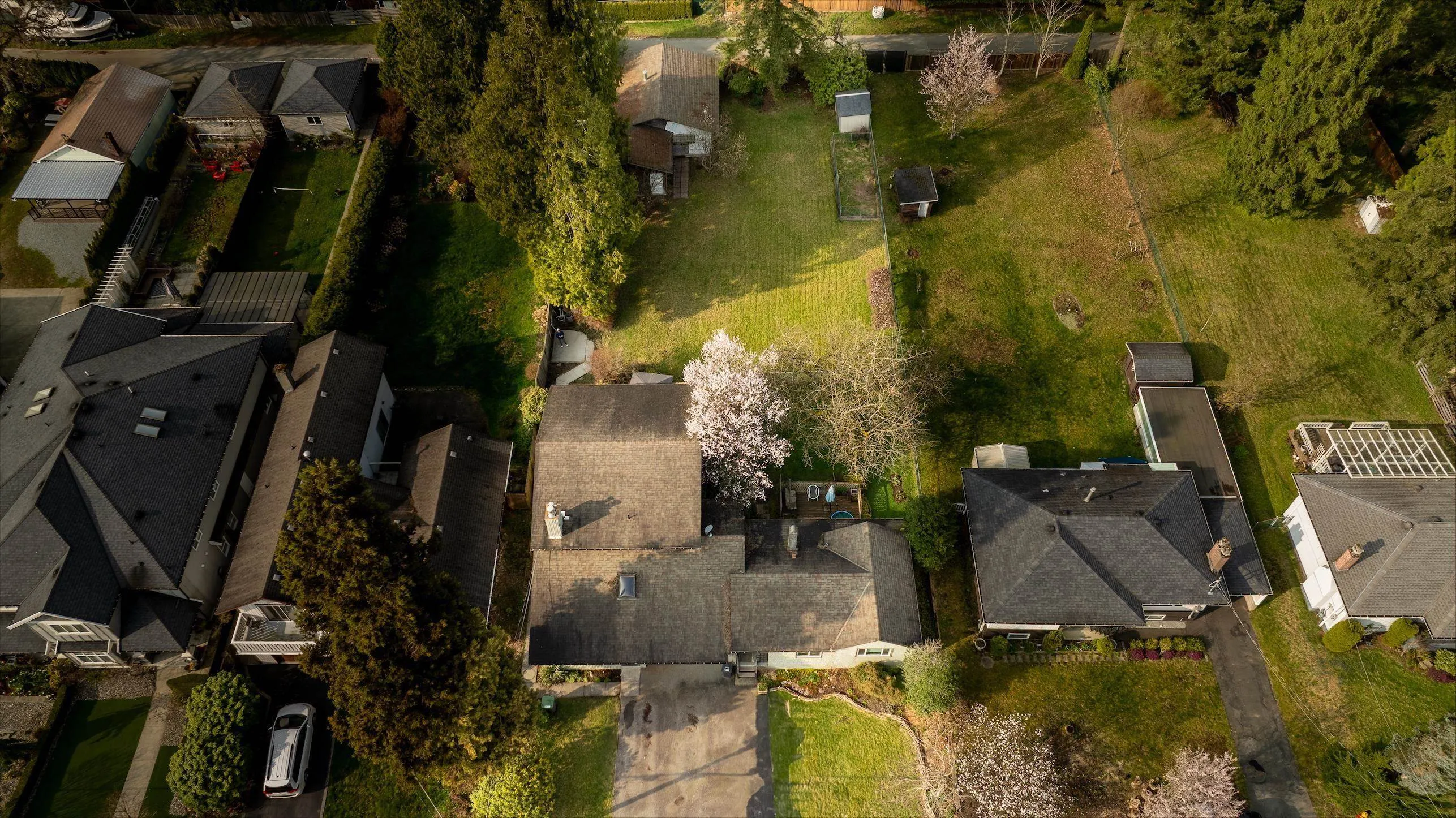 607 Chapman Avenue