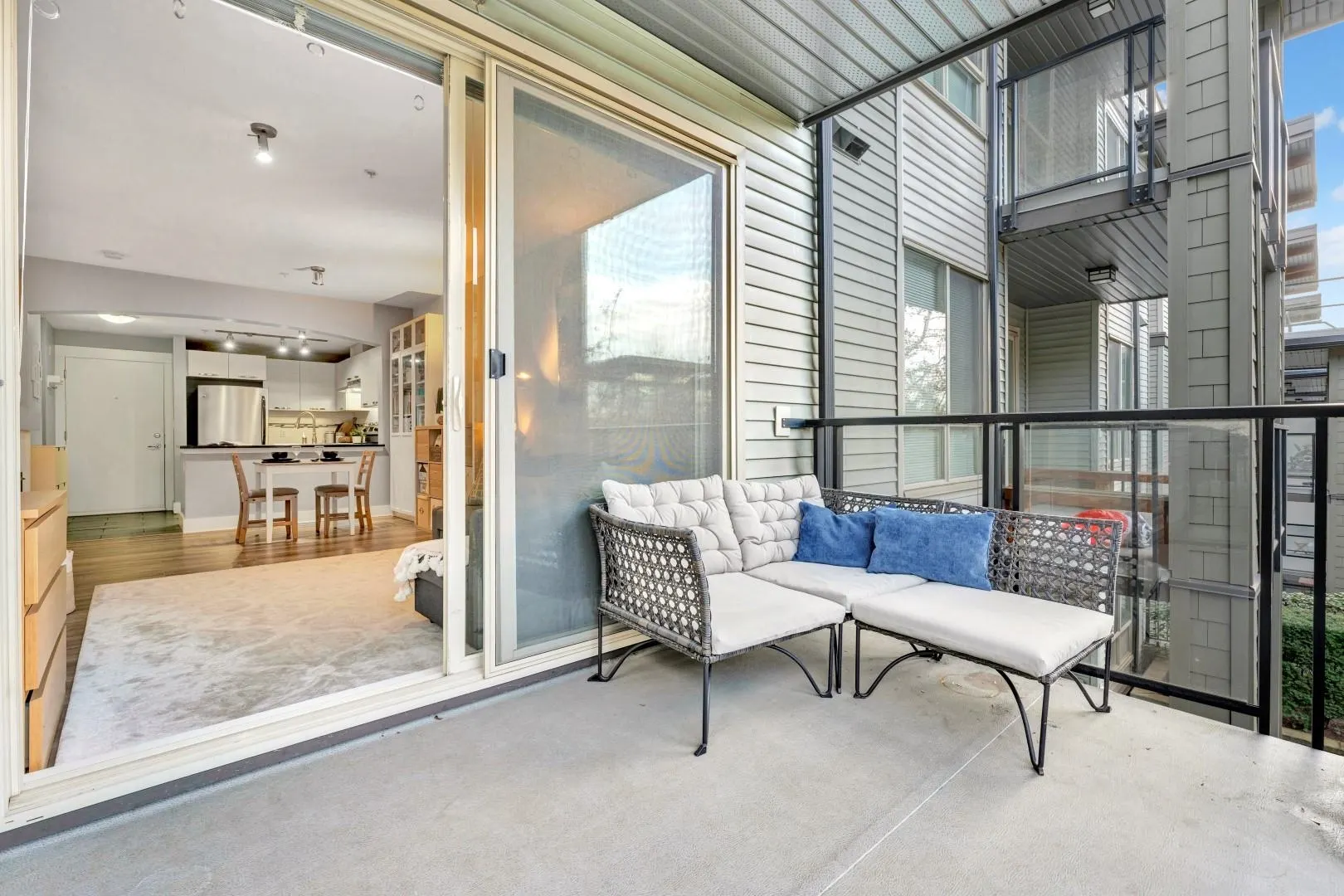 308 7478 Byrnepark Walk