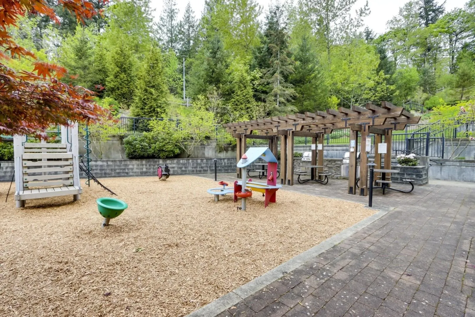 308 7478 Byrnepark Walk