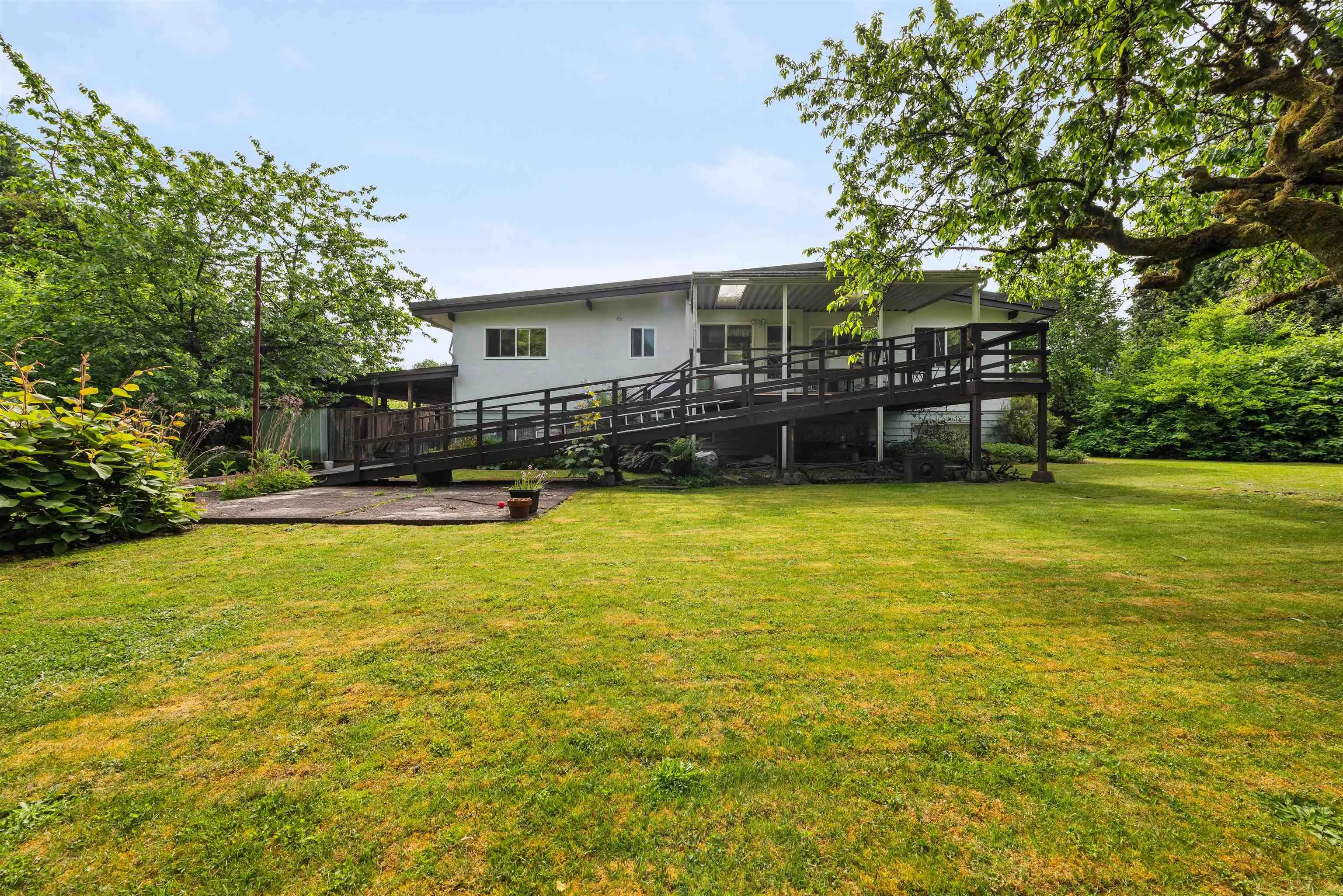 7482 Kraft Place
