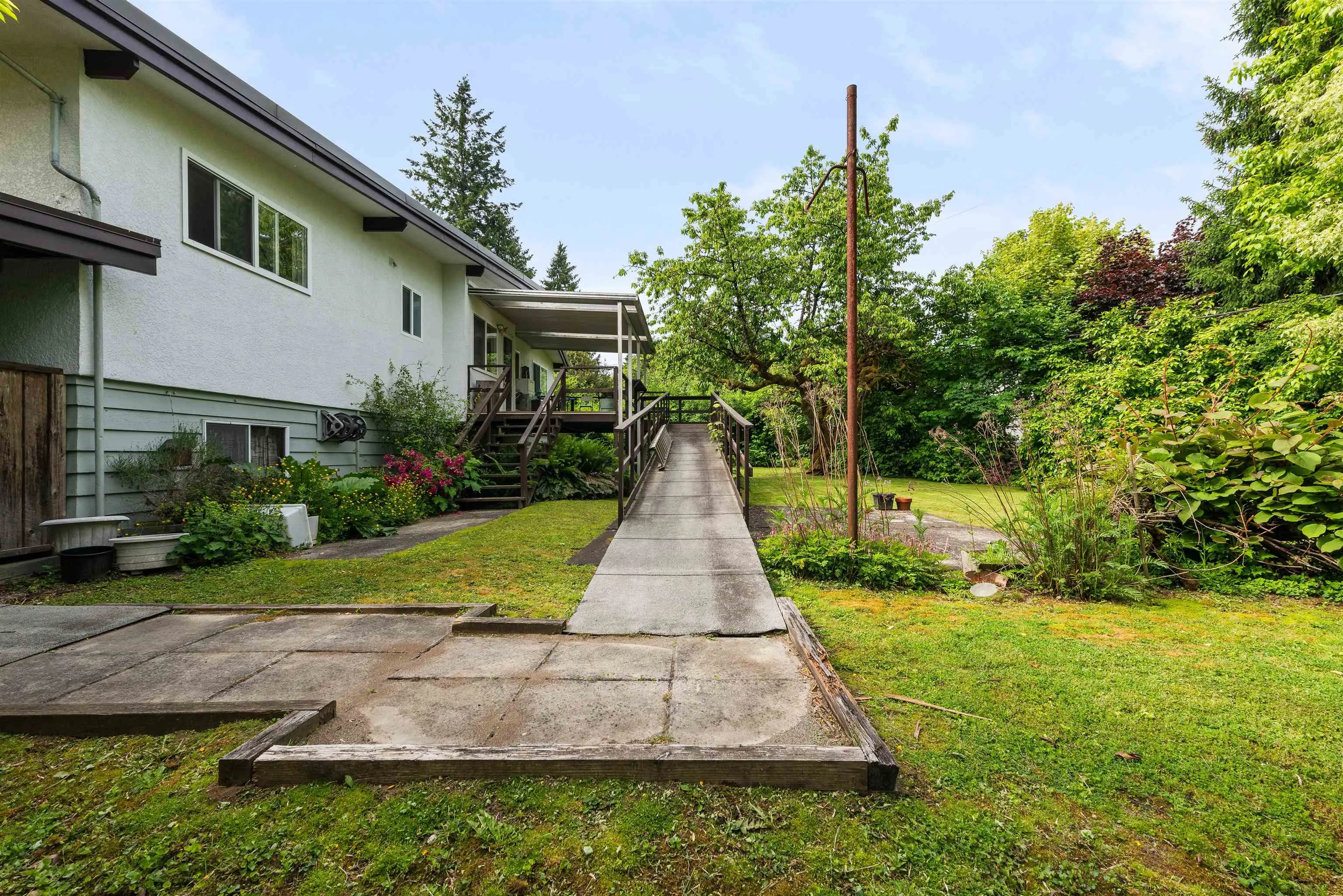 7482 Kraft Place