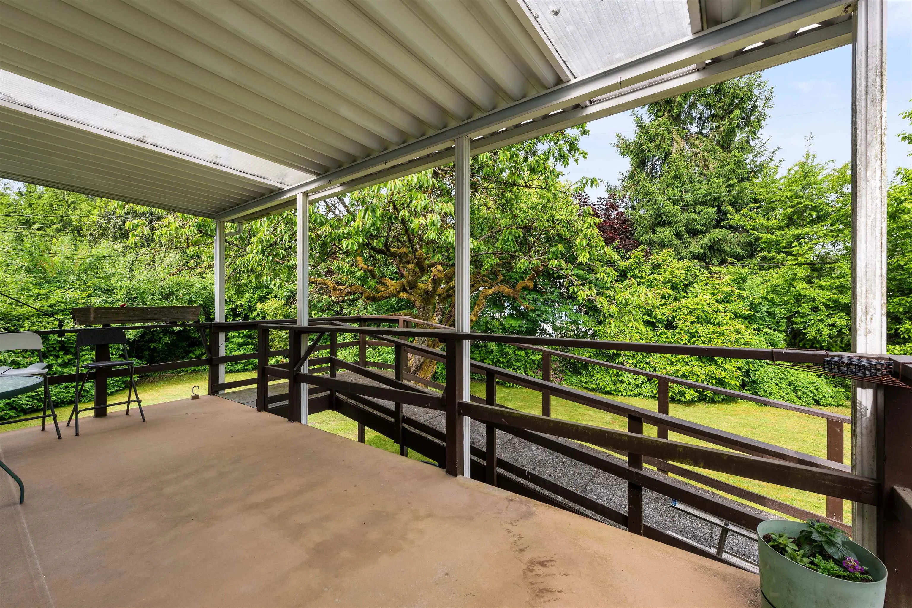 7482 Kraft Place