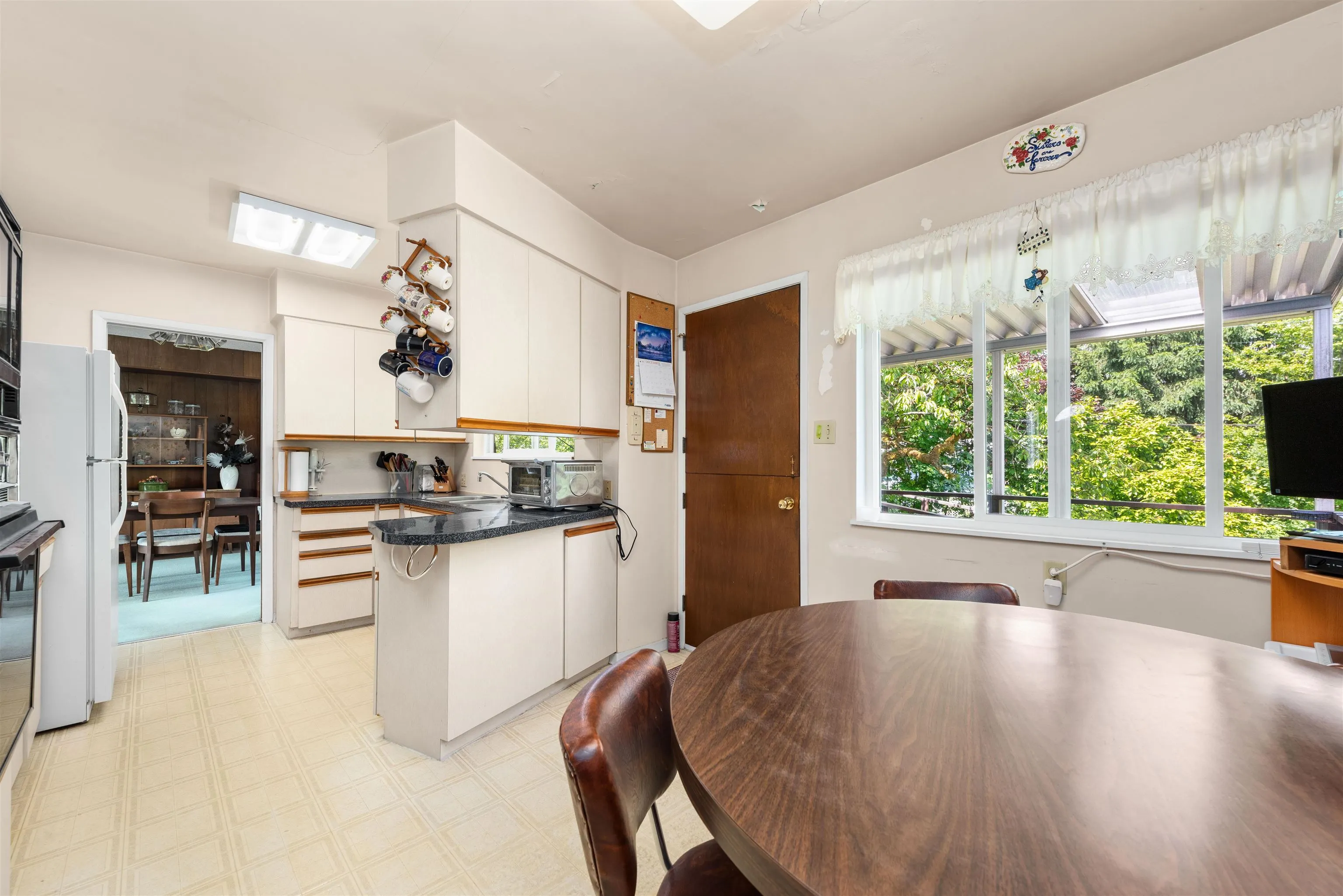 7482 Kraft Place
