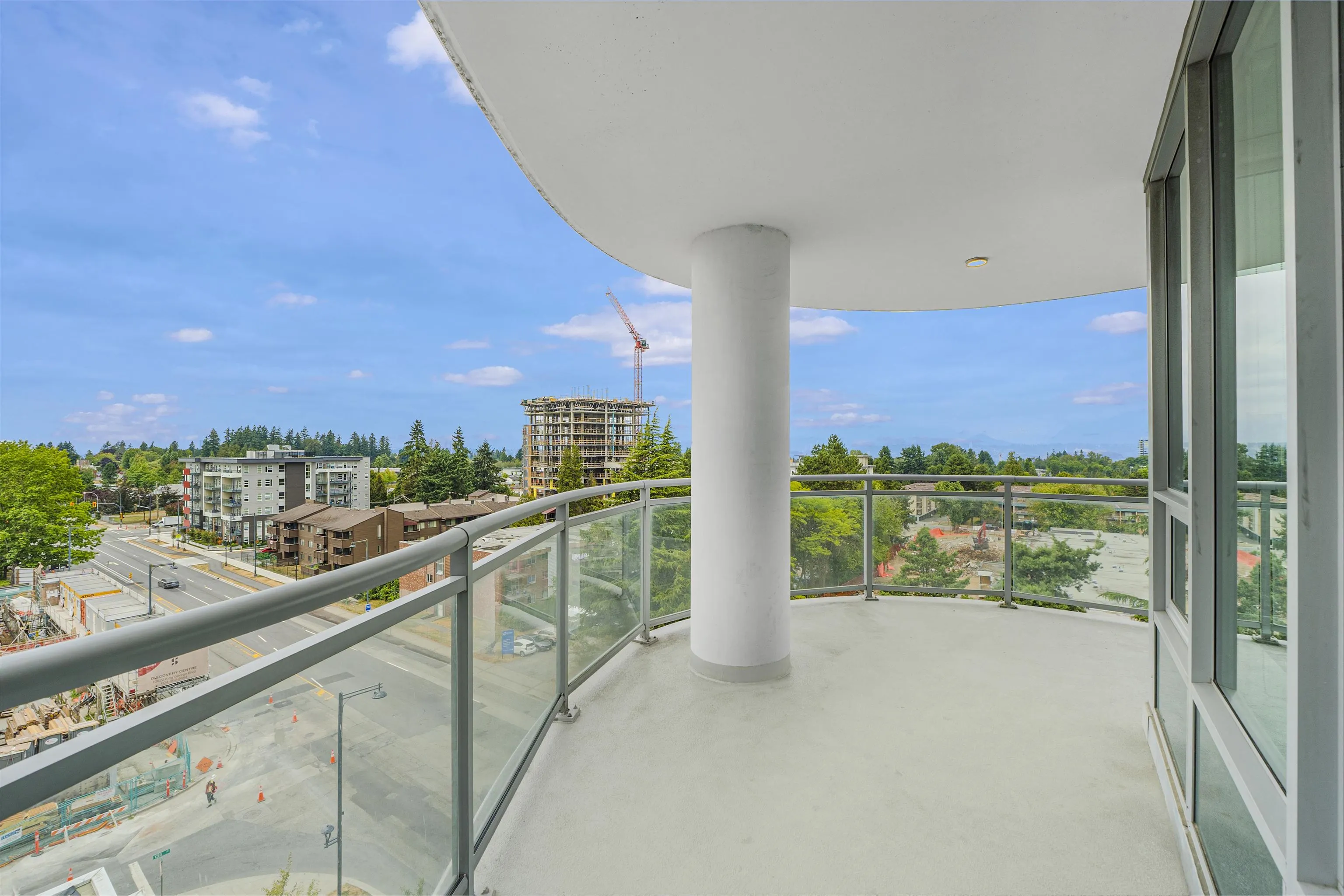 801 13318 104 Avenue