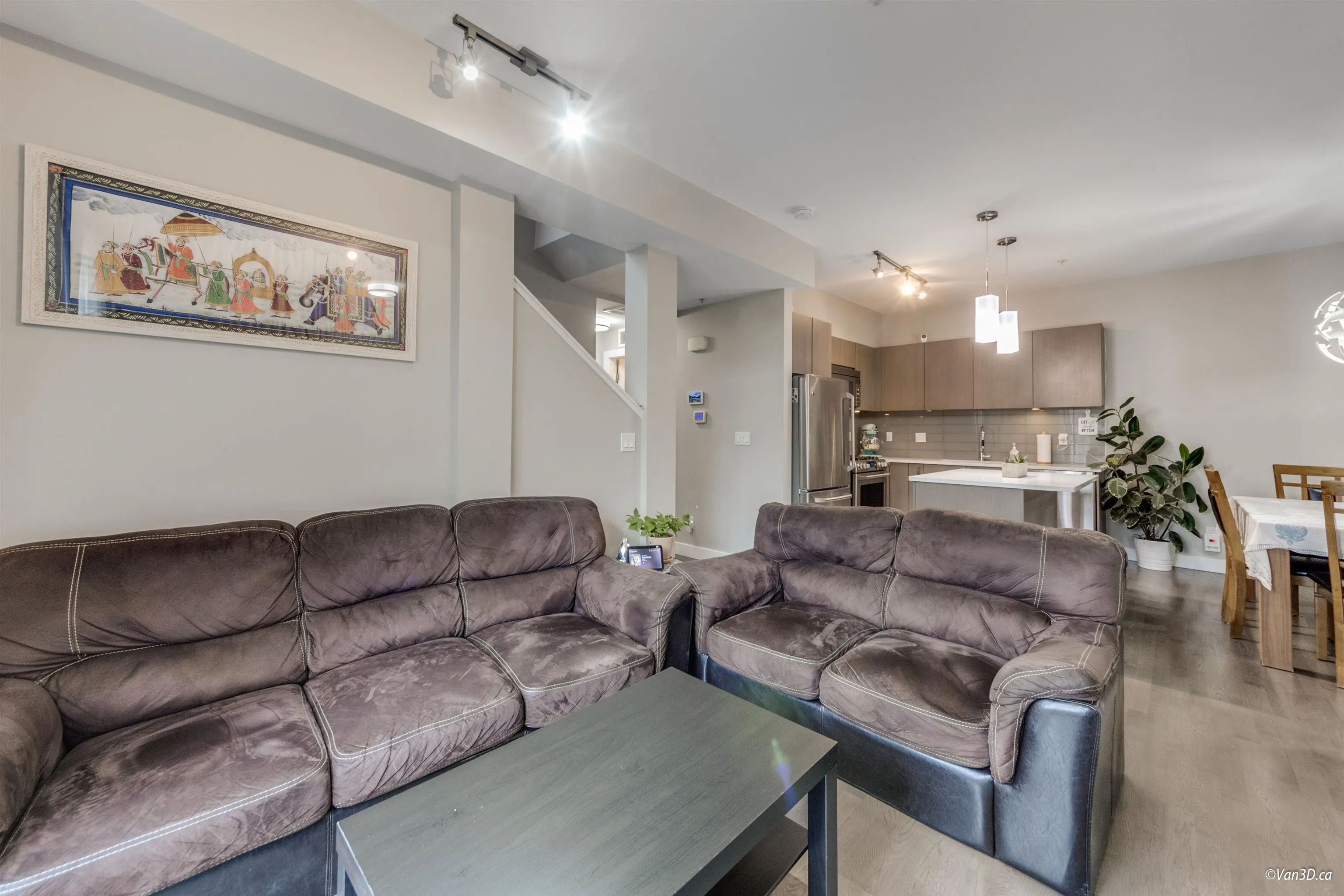 9 10119 River Drive