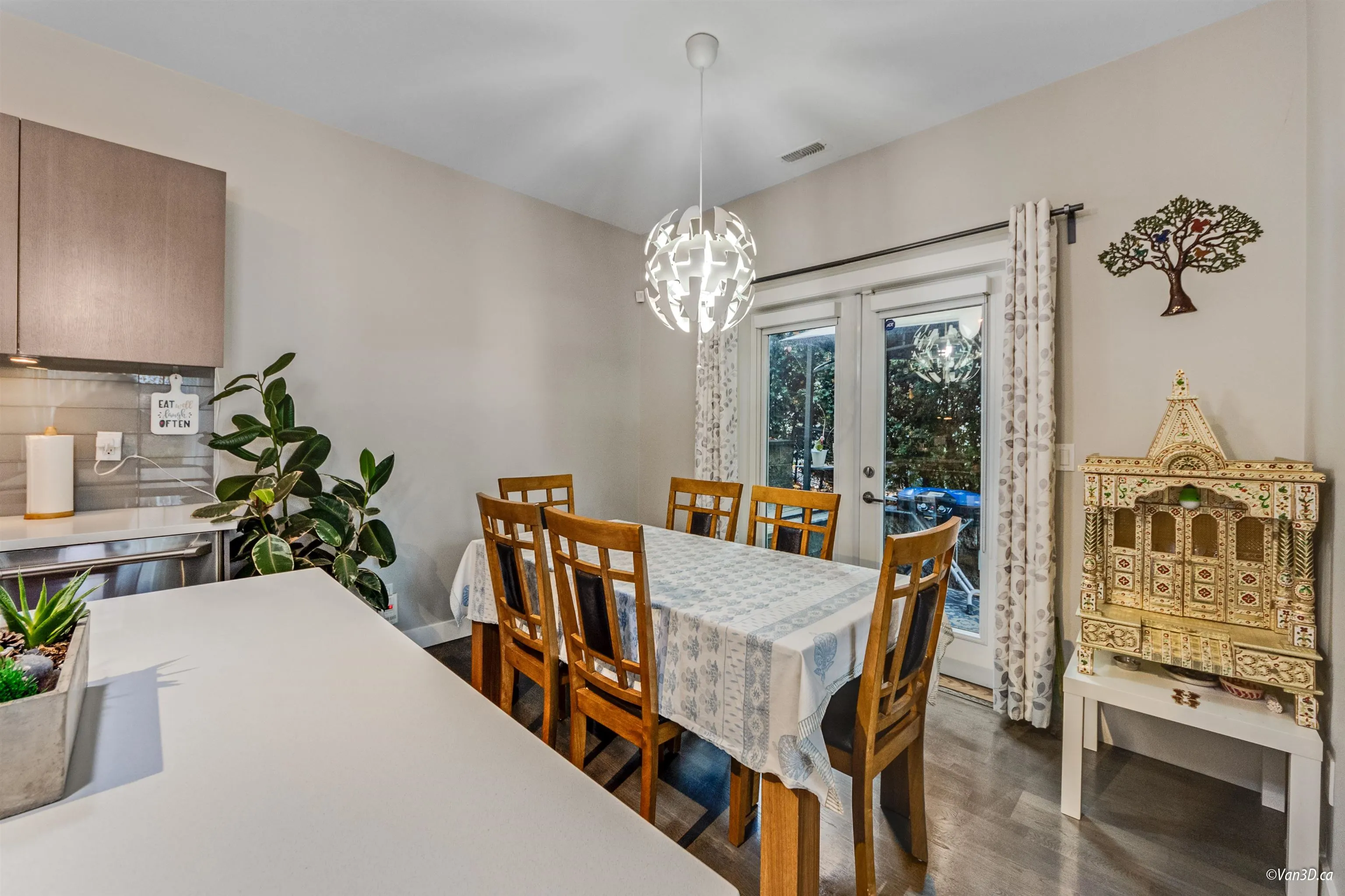9 10119 River Drive