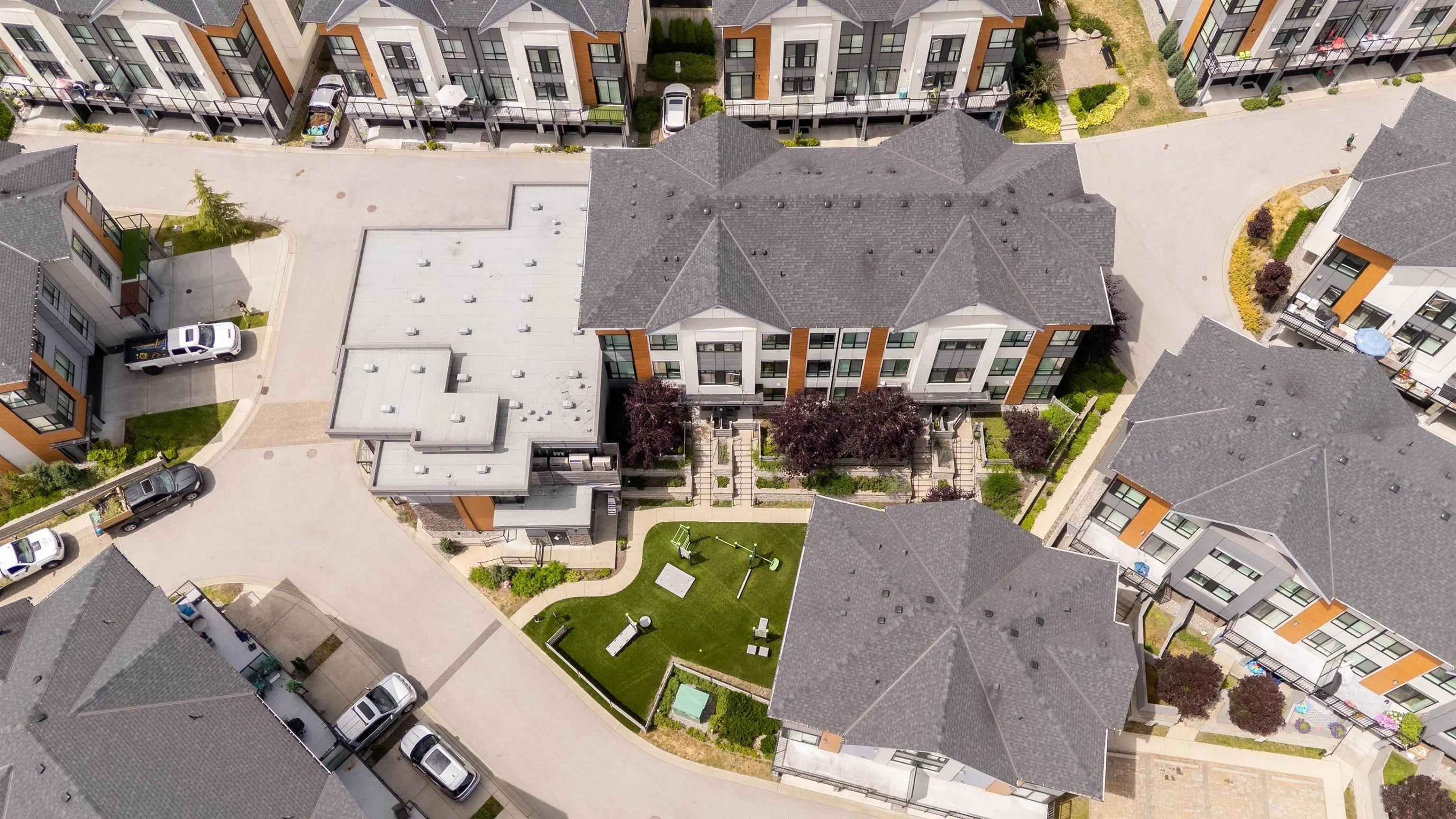 147 15111 Edmund Drive