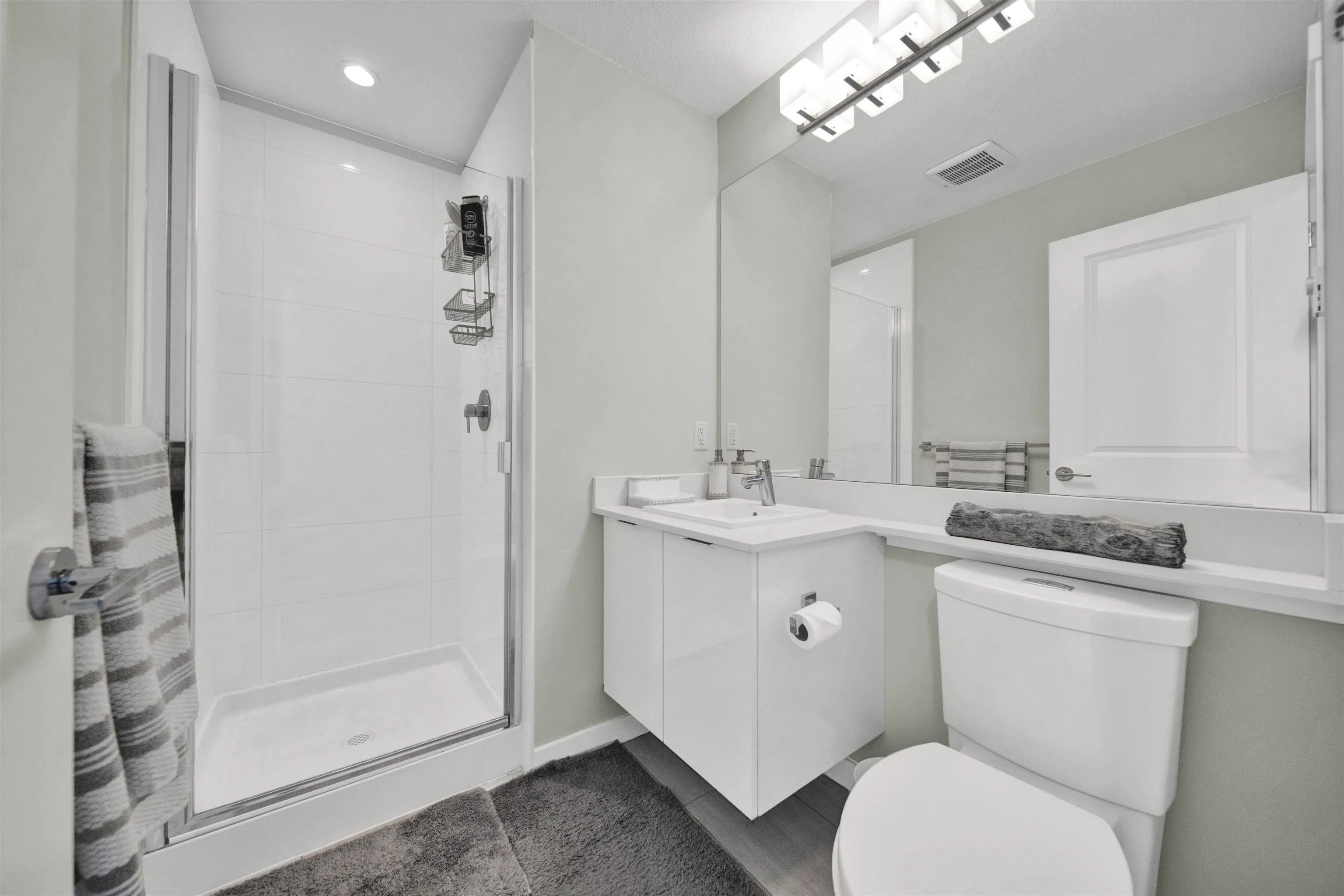 147 15111 Edmund Drive