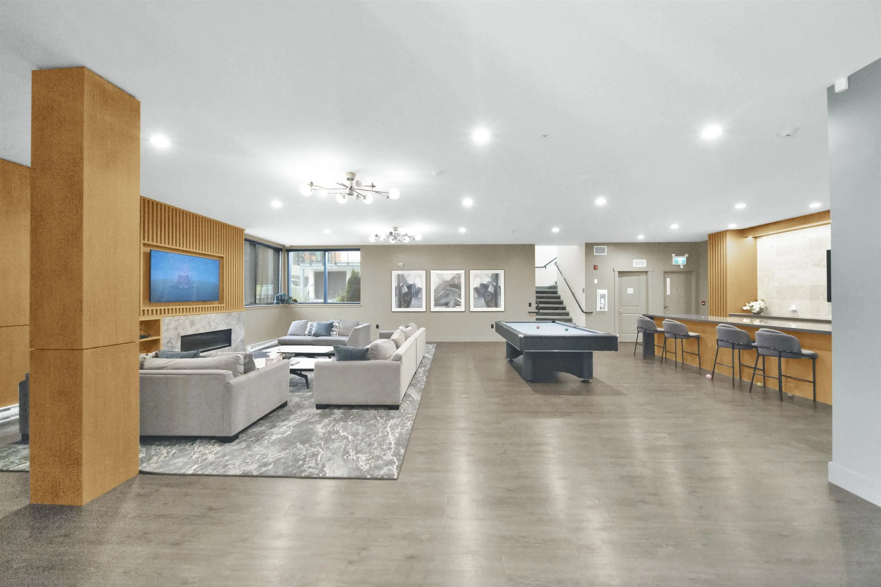 147 15111 Edmund Drive