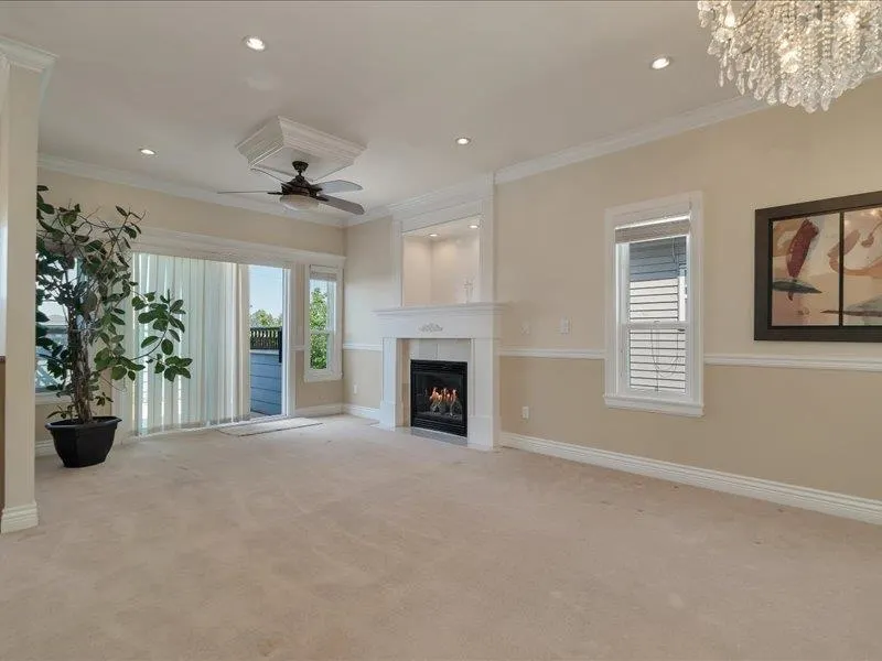 347 Fenton Street