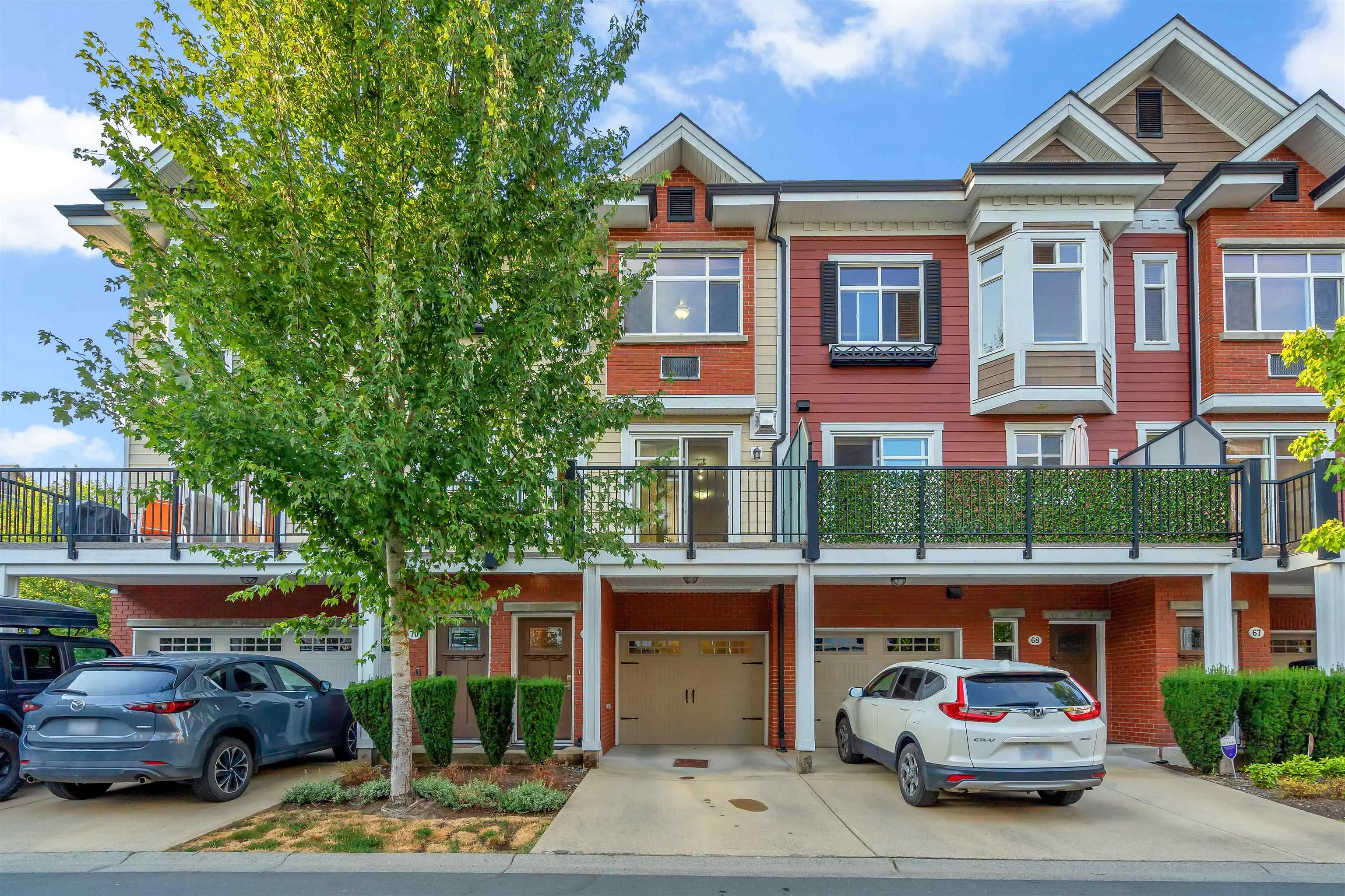 69 8068 207 Street
