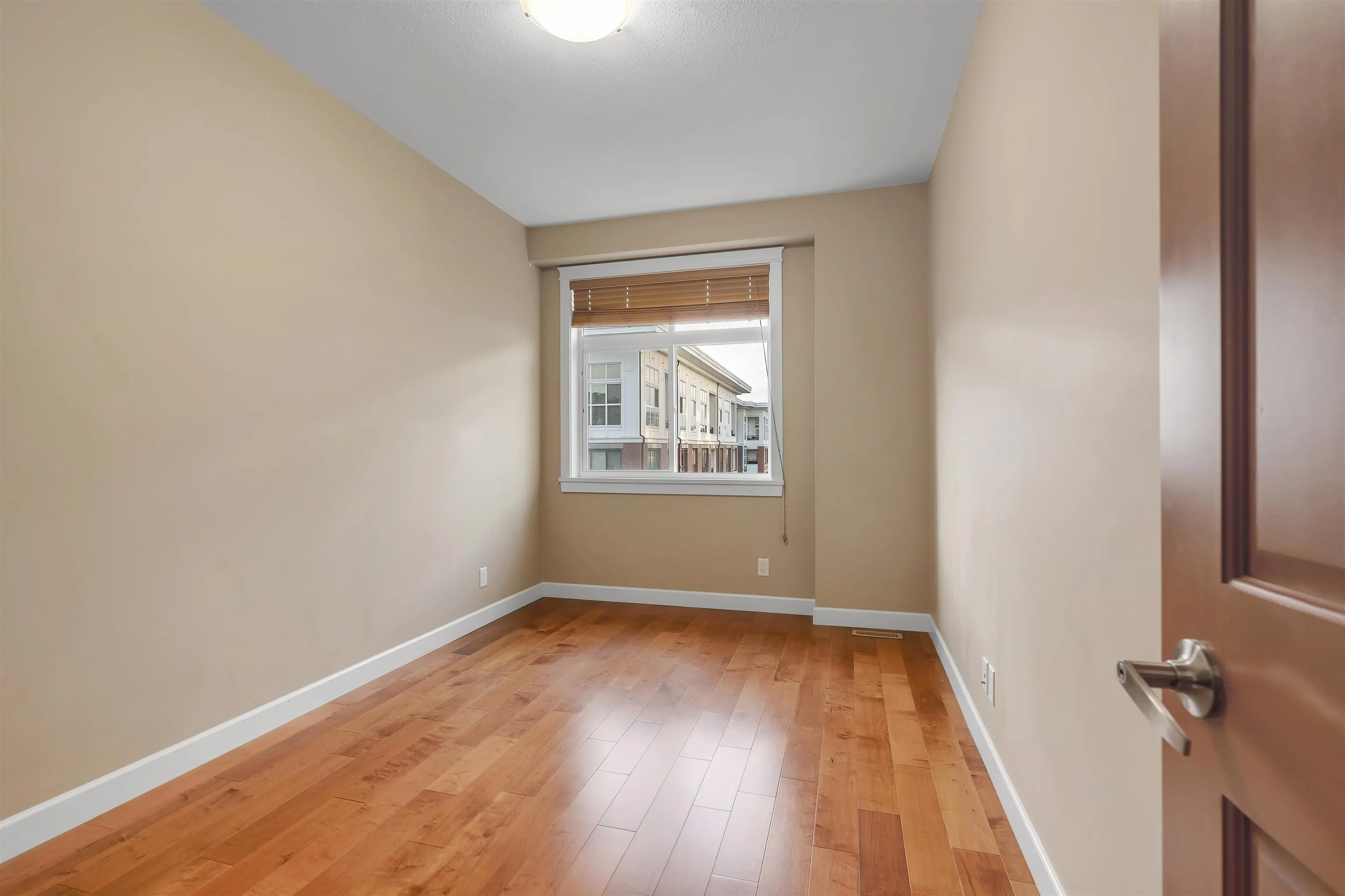 69 8068 207 Street