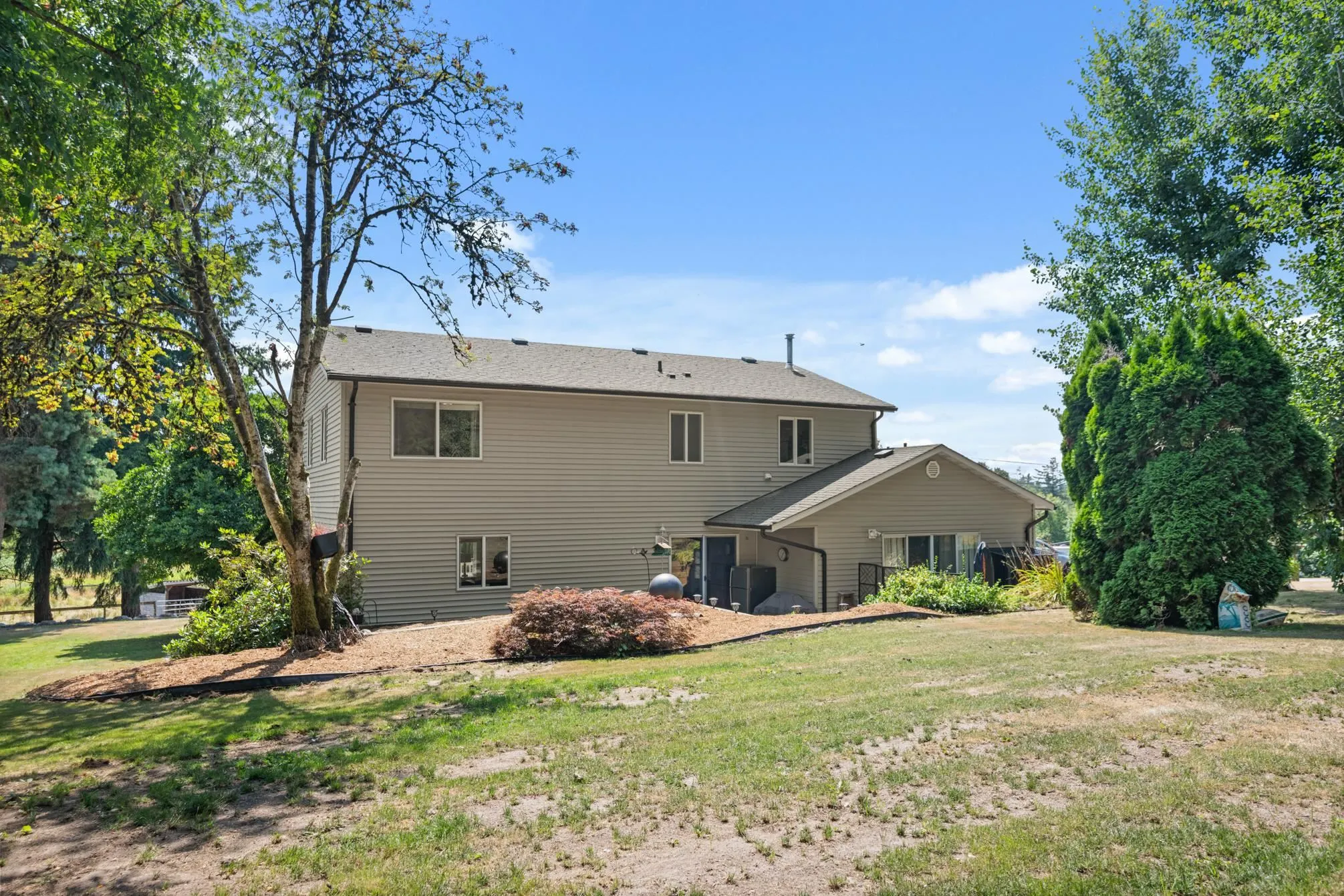 6773 256 Street