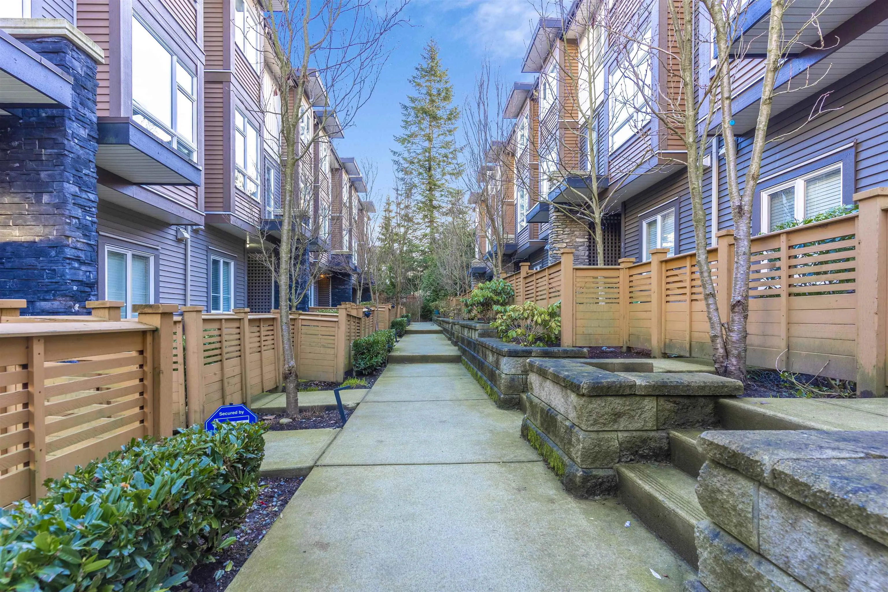 88 5888 144 Street