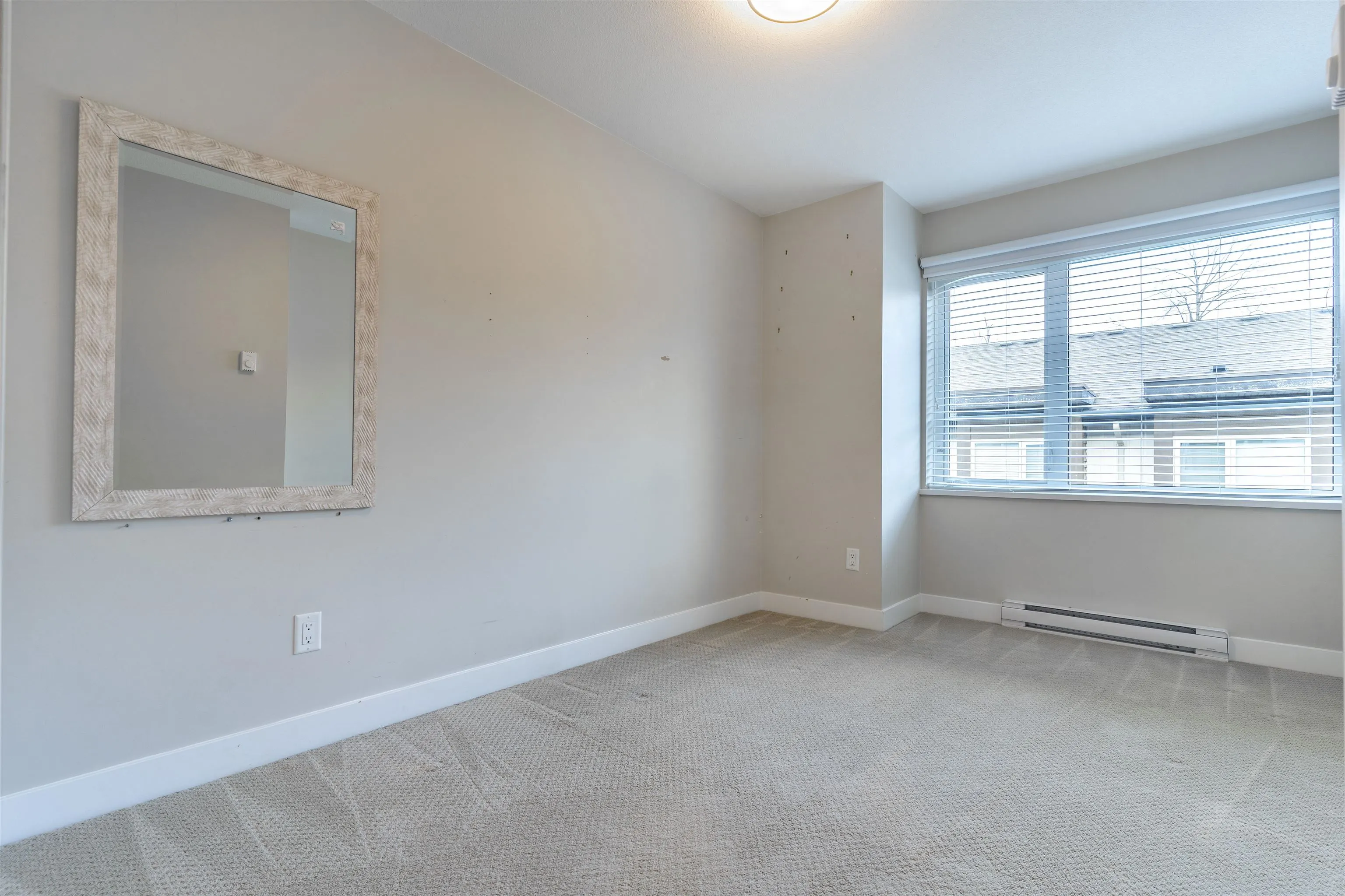 88 5888 144 Street