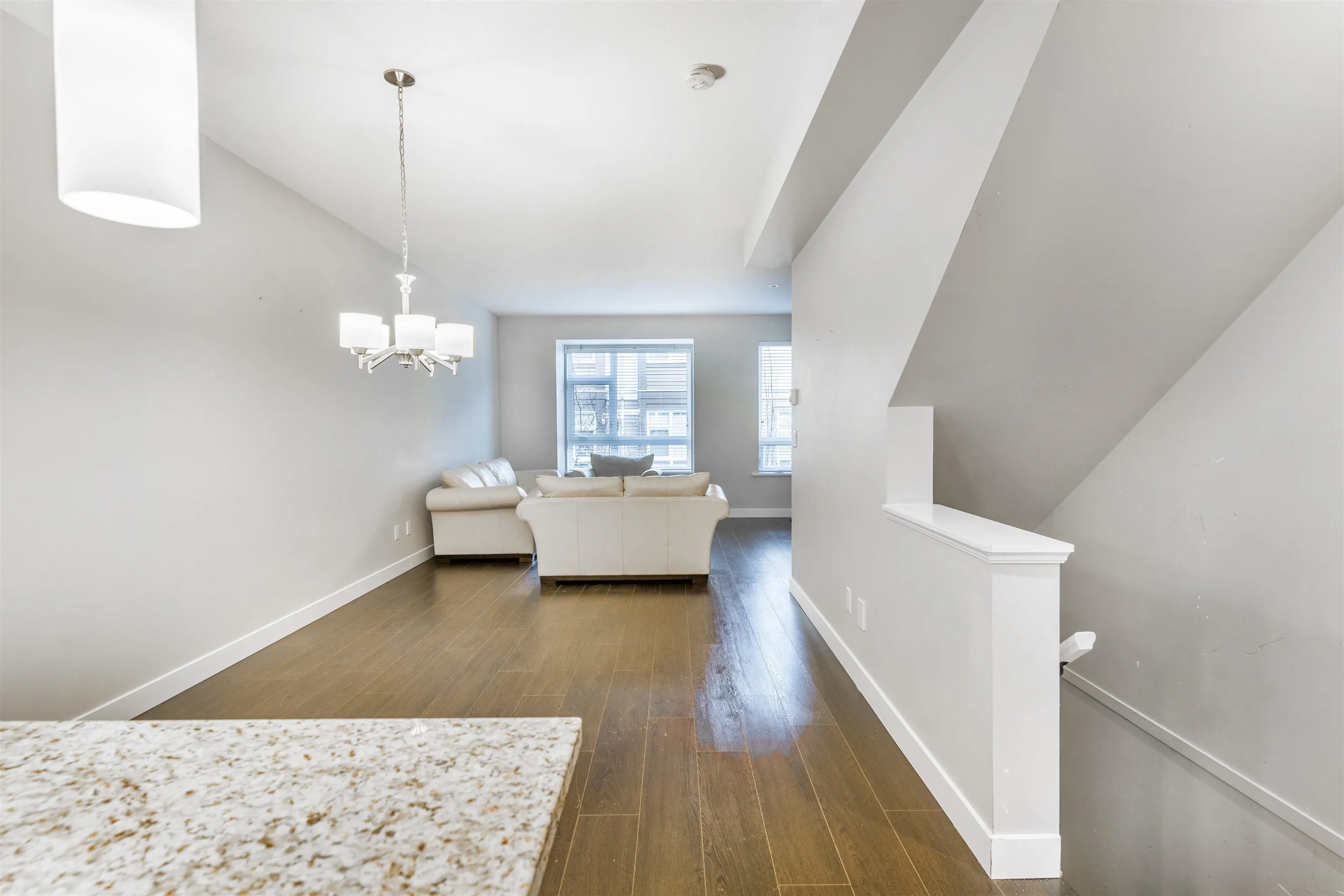 88 5888 144 Street