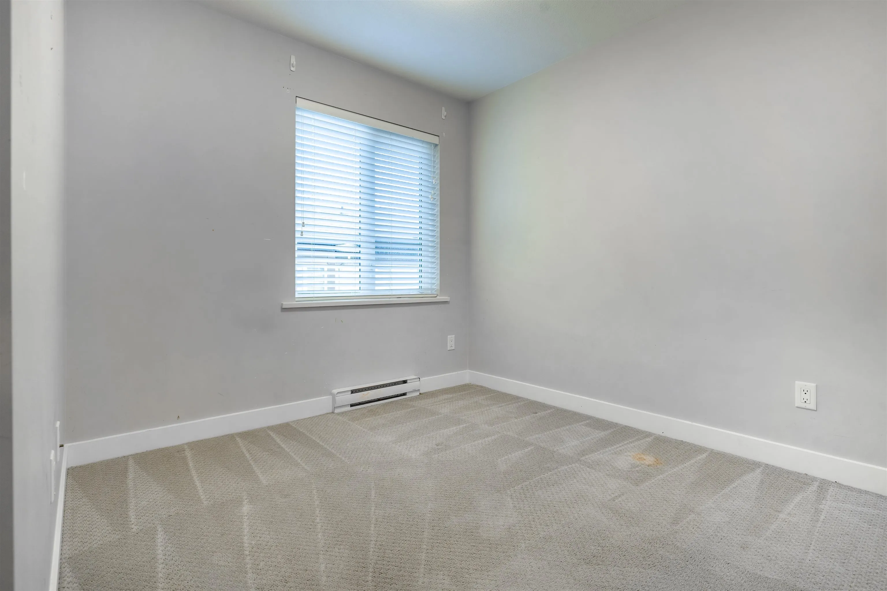 88 5888 144 Street