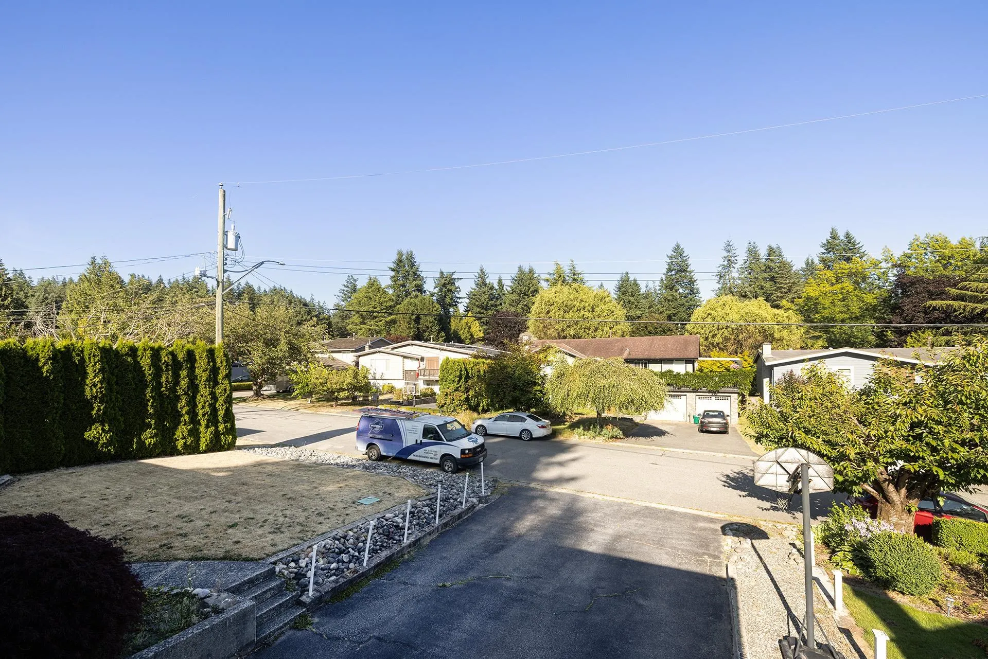 11055 Lincoln Drive
