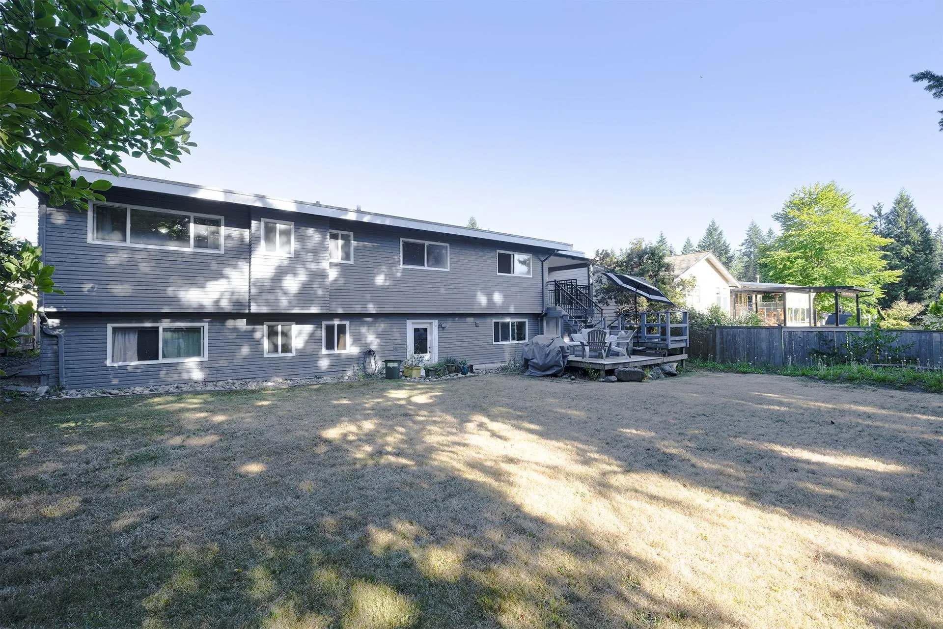 11055 Lincoln Drive