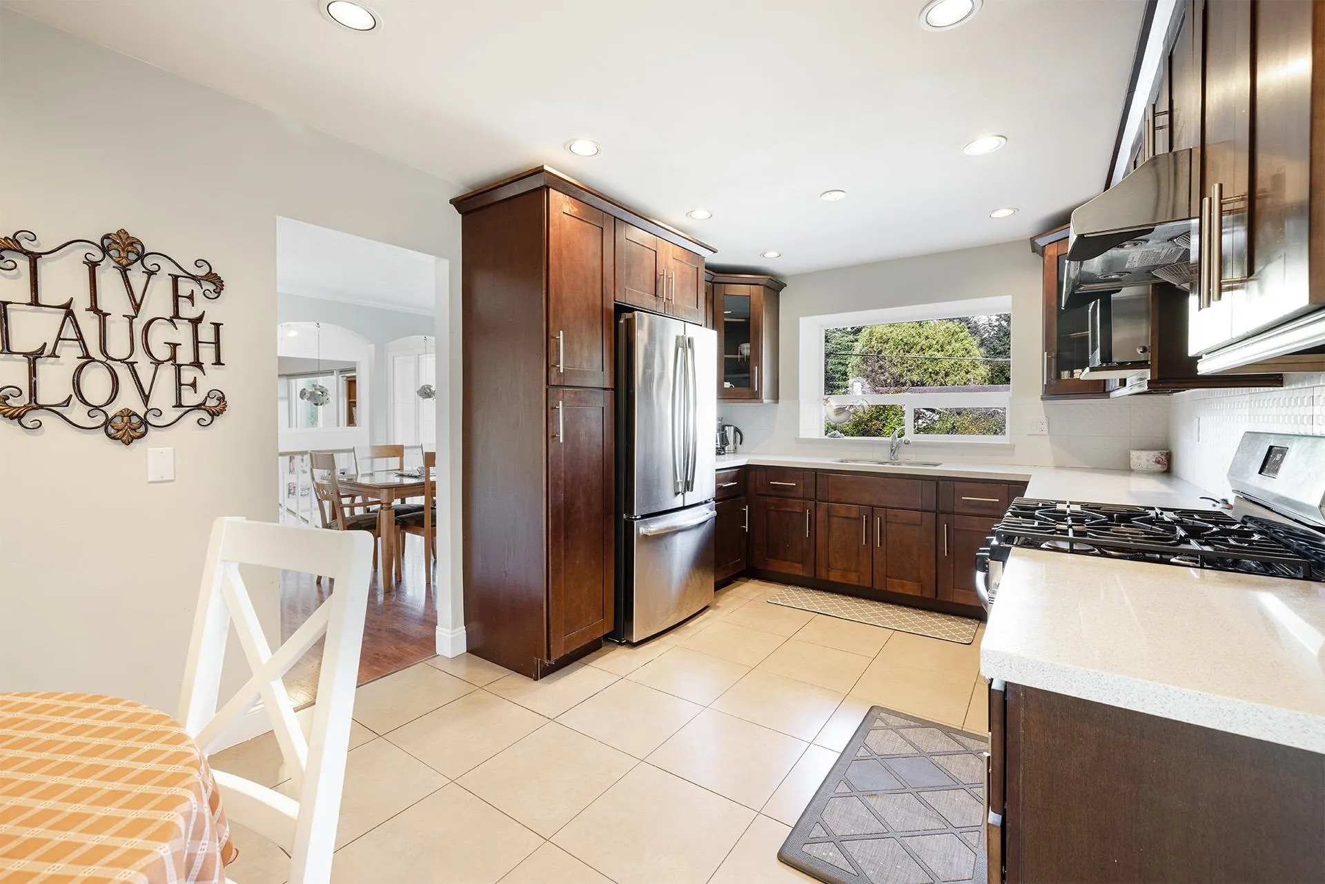 11055 Lincoln Drive