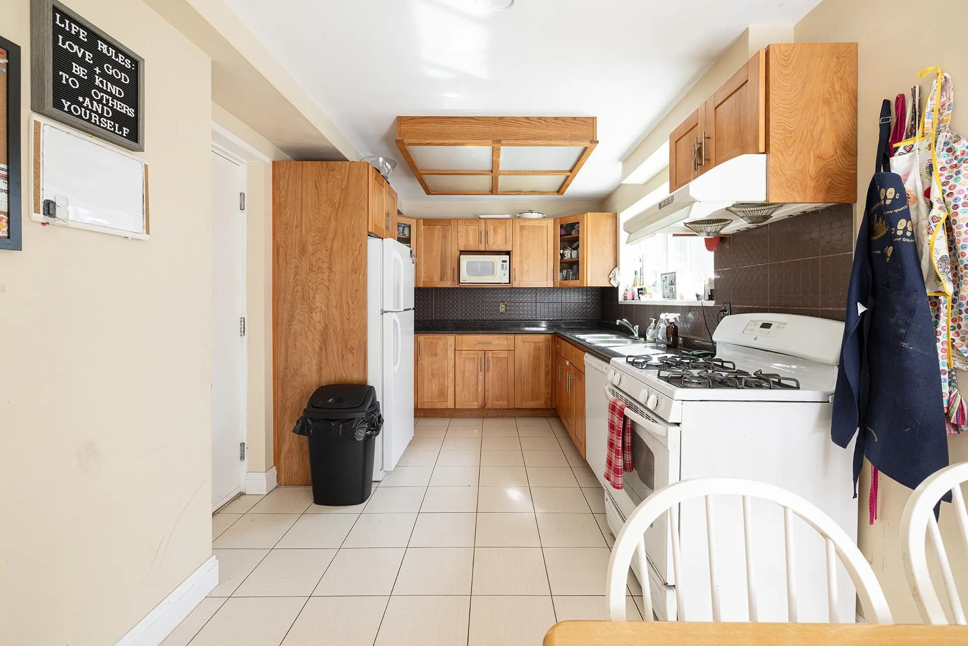 11055 Lincoln Drive