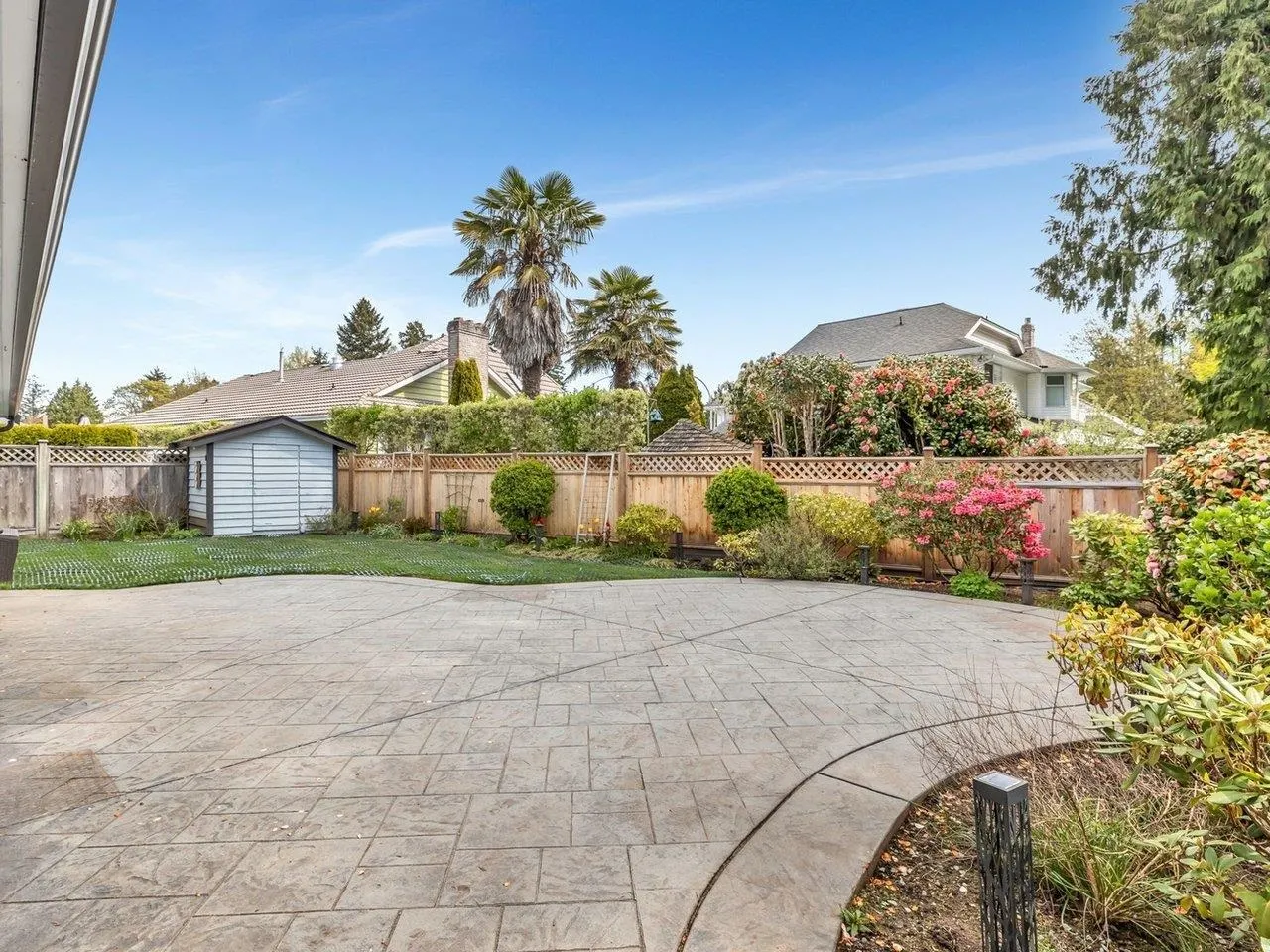 810 English Bluff Road