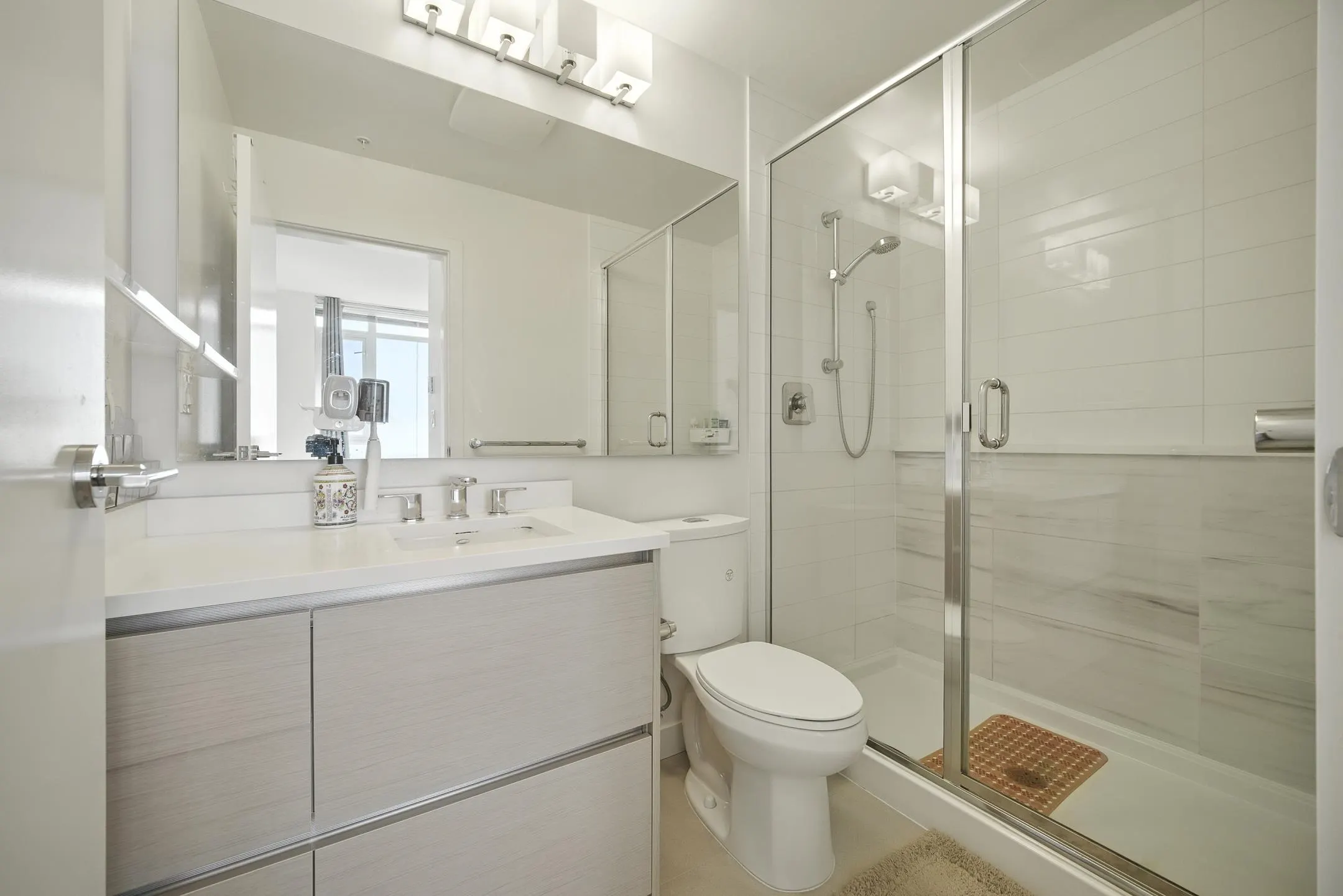 1106 8850 University Crescent