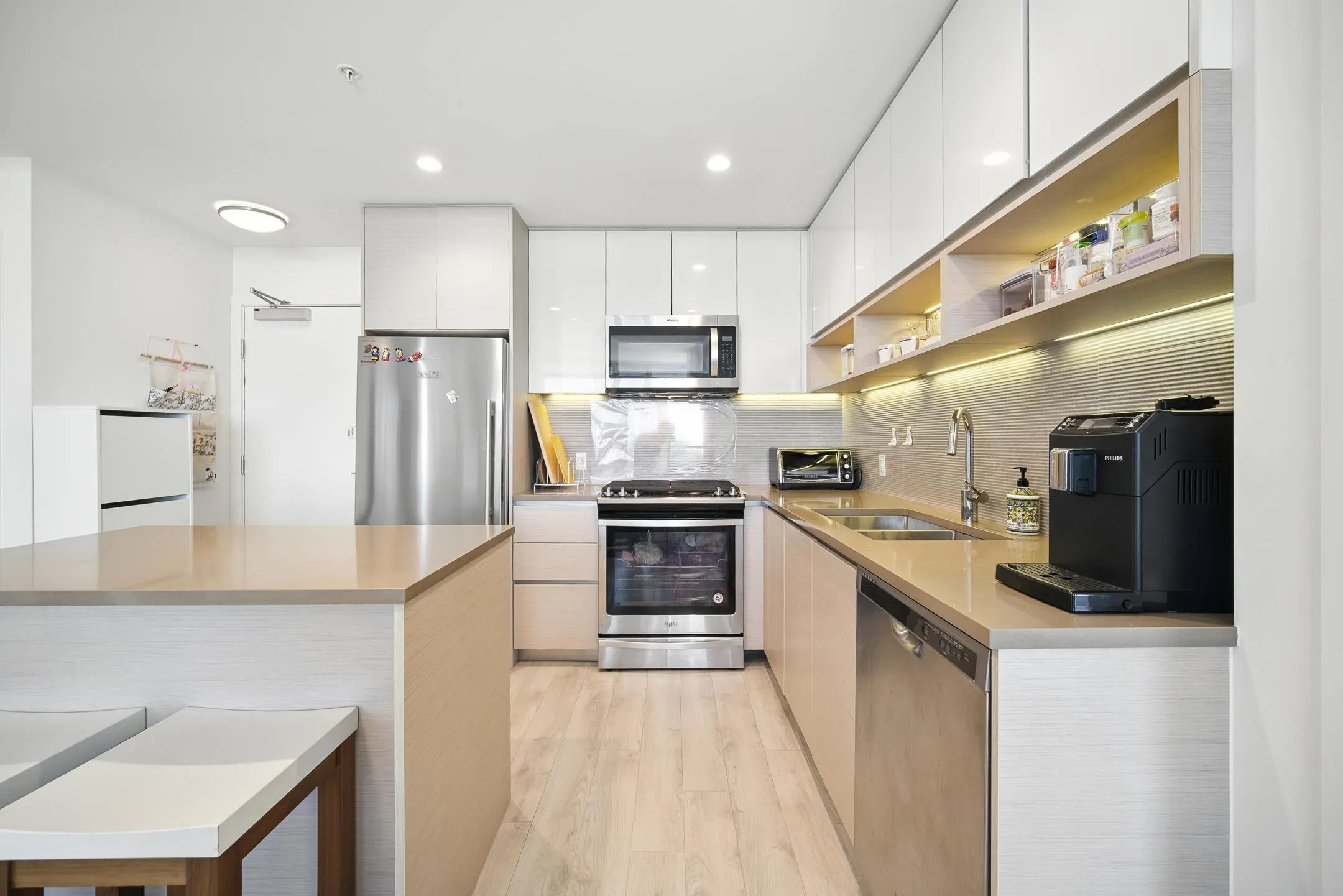 1106 8850 University Crescent