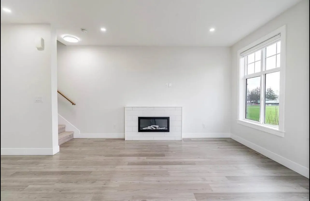 14 17528 60 Avenue