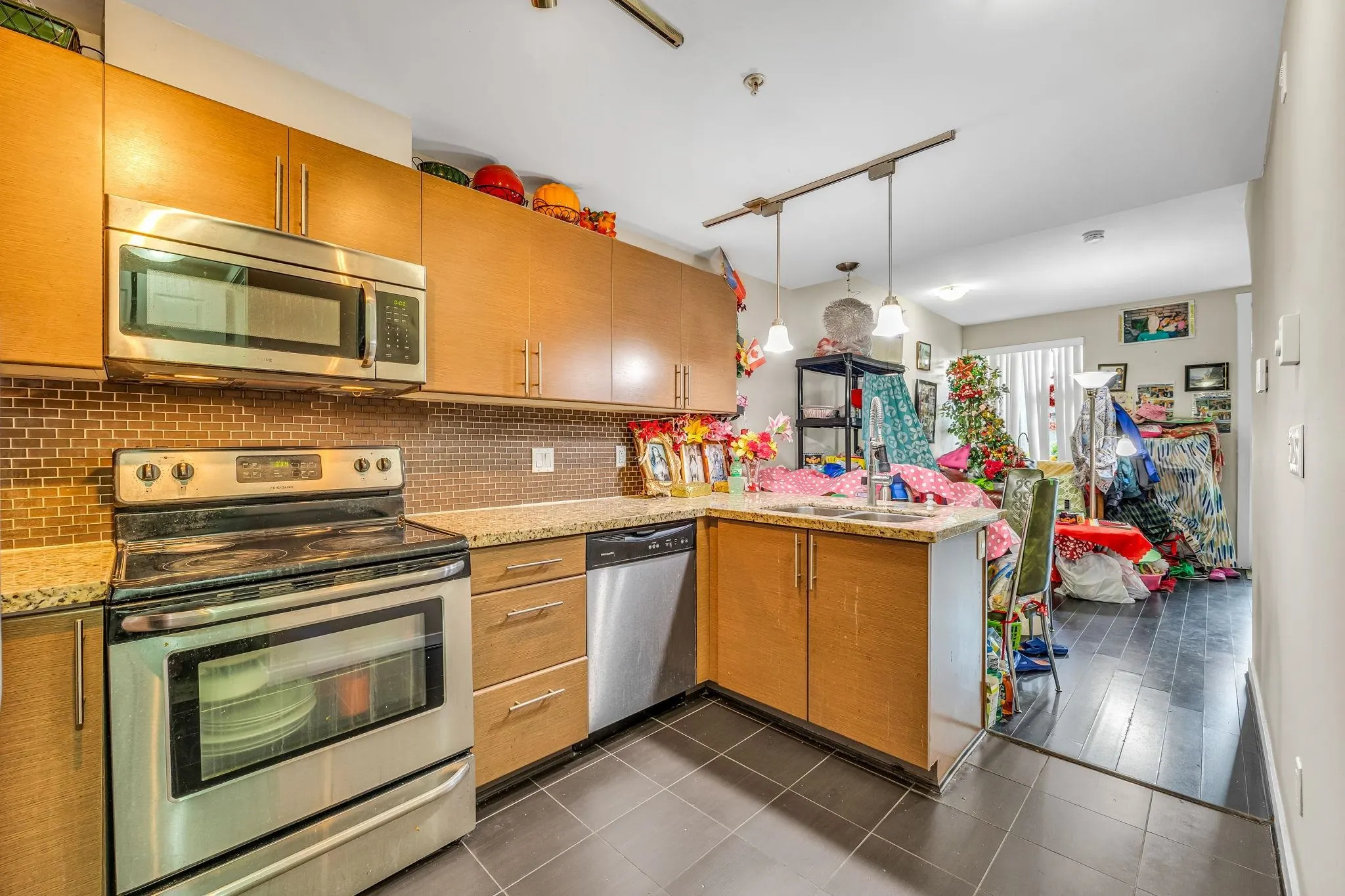 55 2239 Kingsway