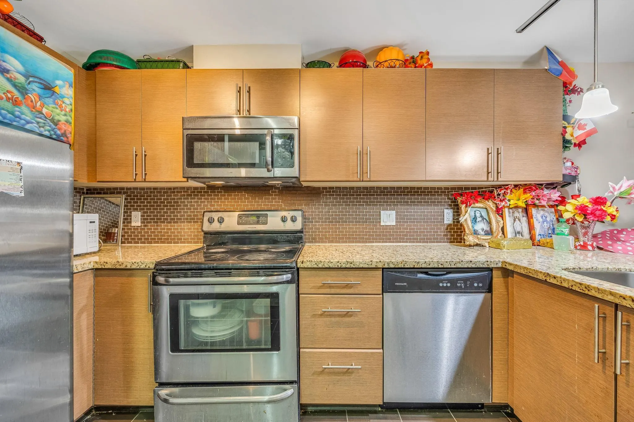 55 2239 Kingsway