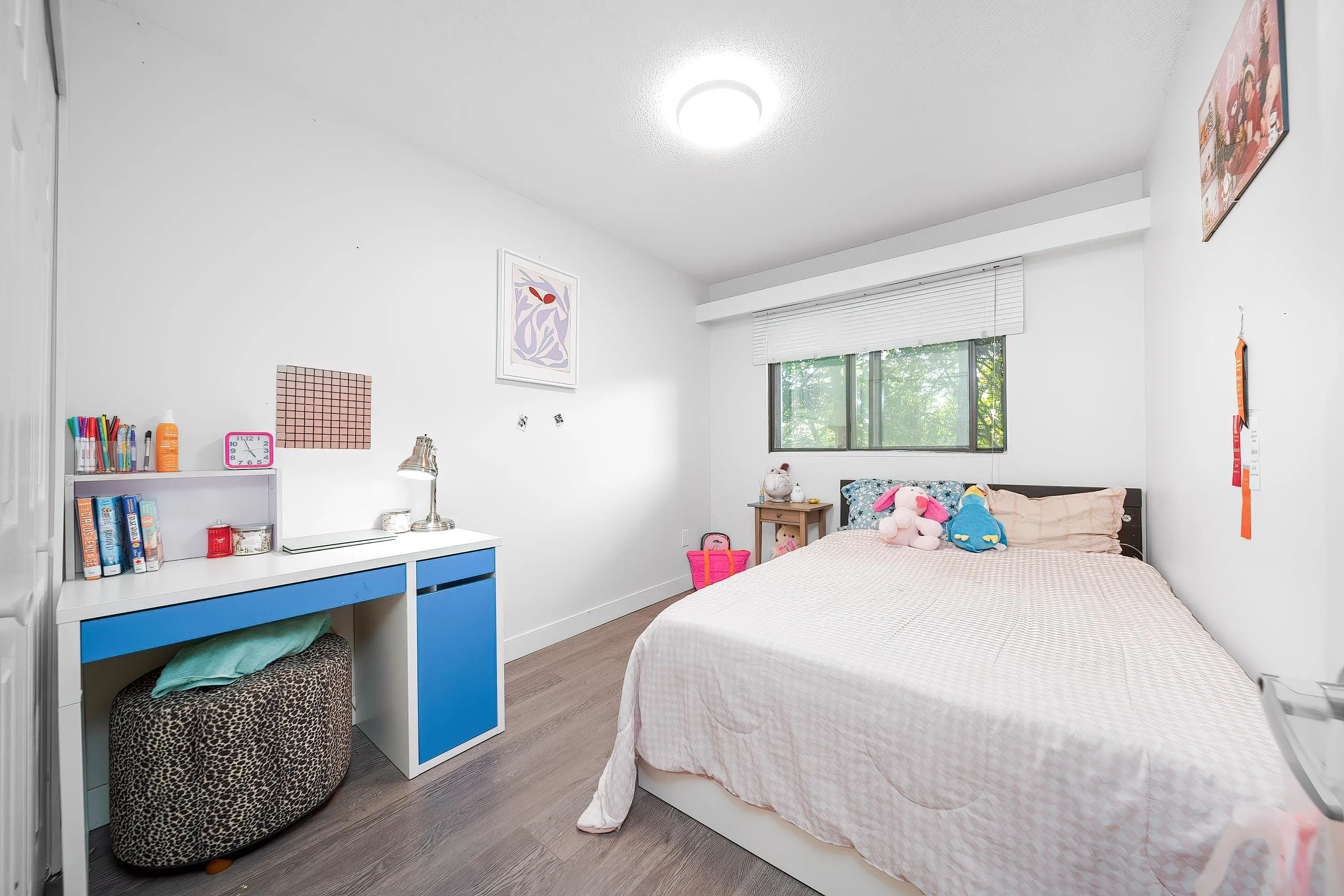 206 6105 Kingsway
