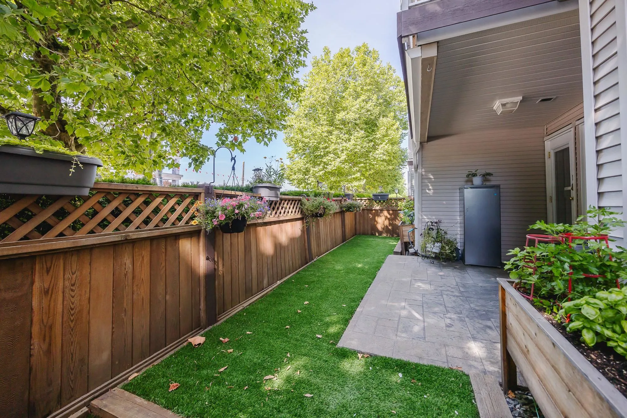 104 17727 58 Avenue