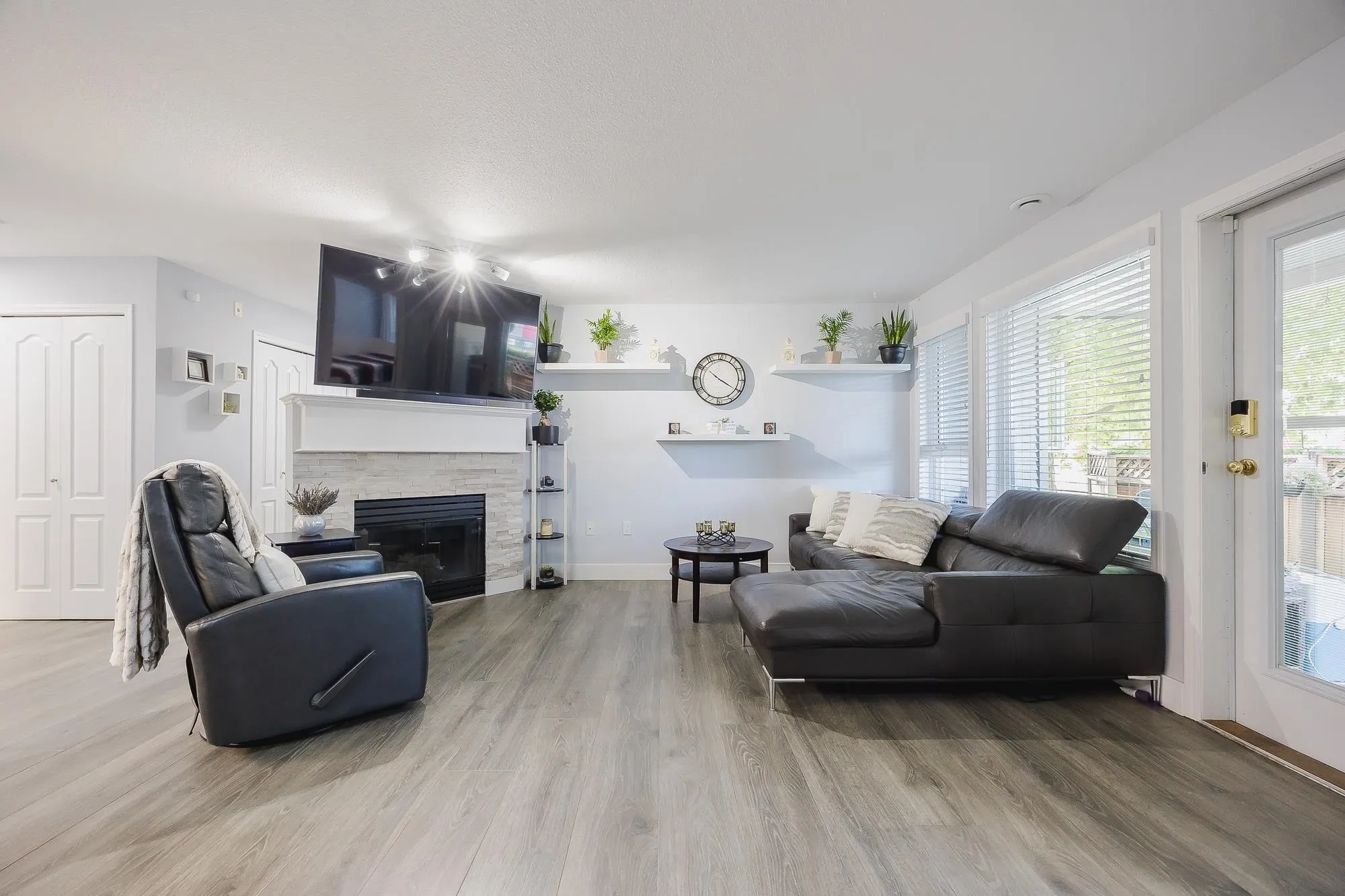 104 17727 58 Avenue