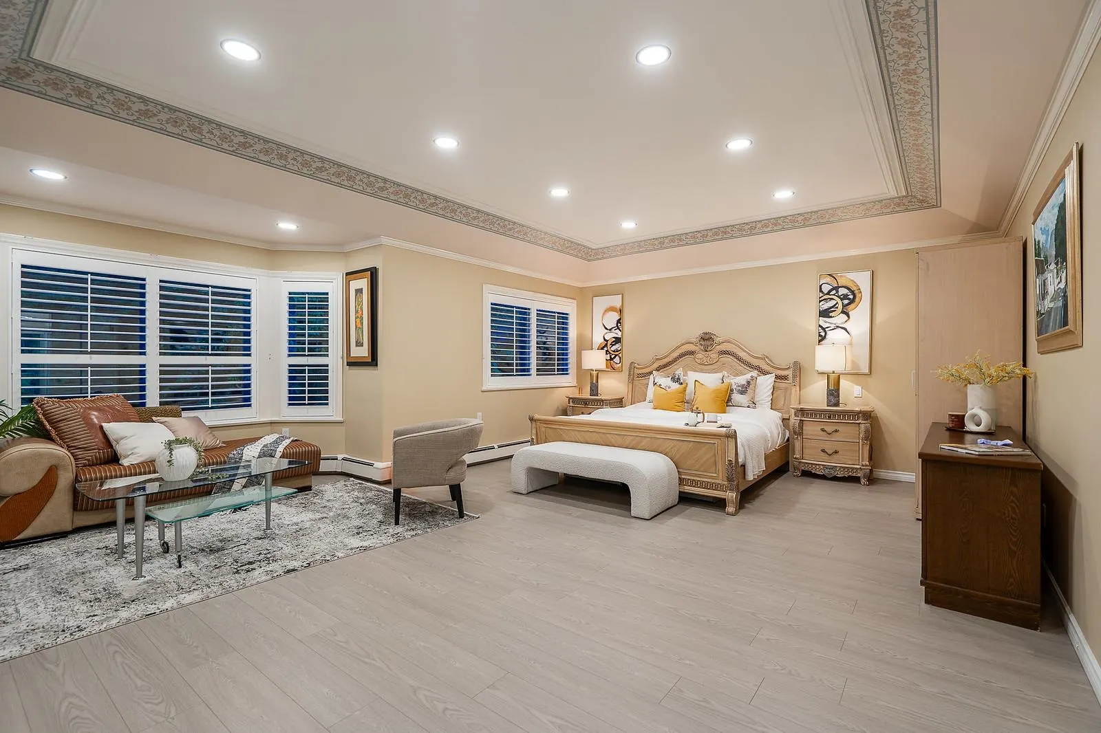 5557 Cornwall Drive